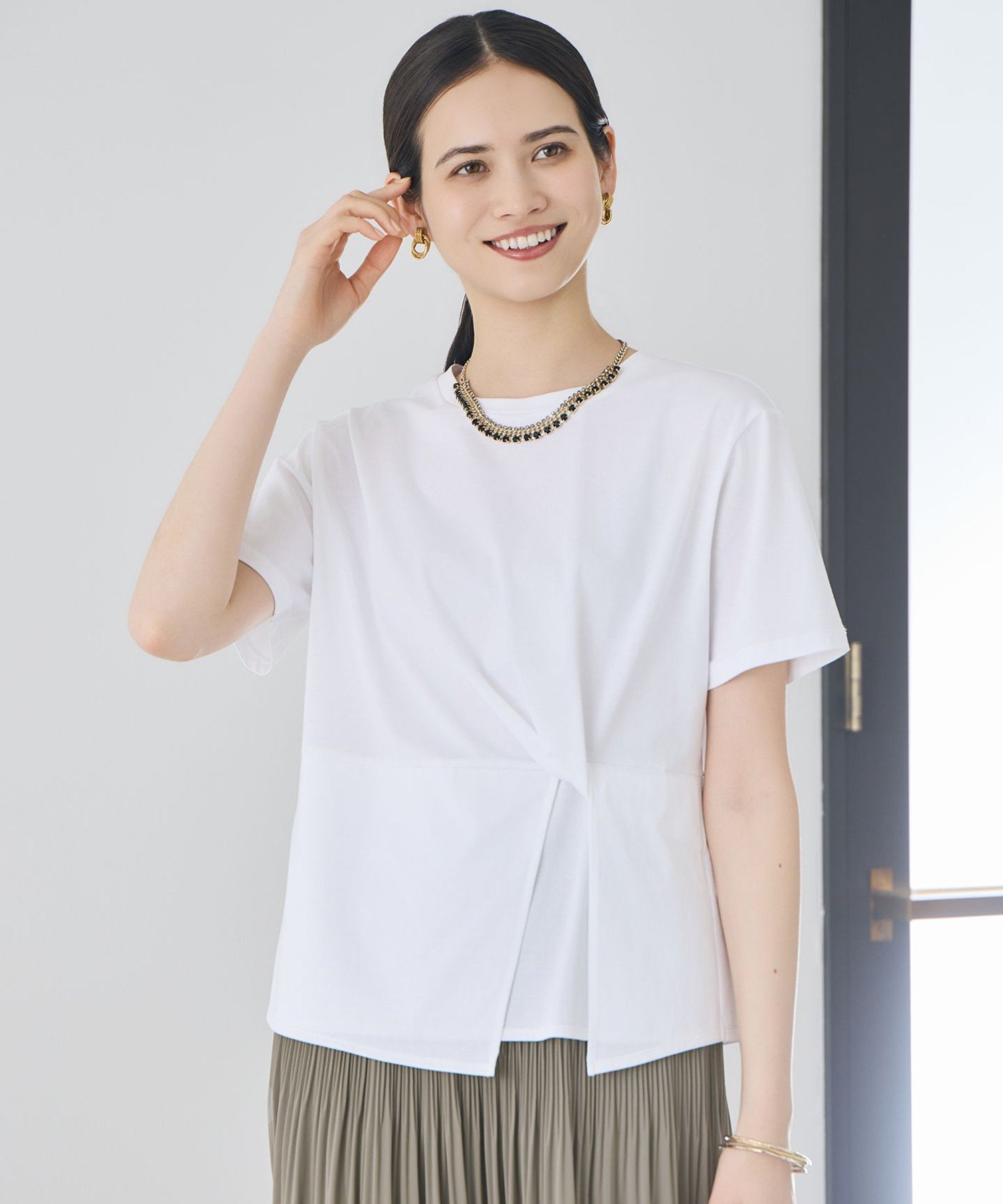 自由区 L ツイストディテール Tシャツ ジユウク トップス カットソー・Tシャツ ブルー ホワイト ブラウン