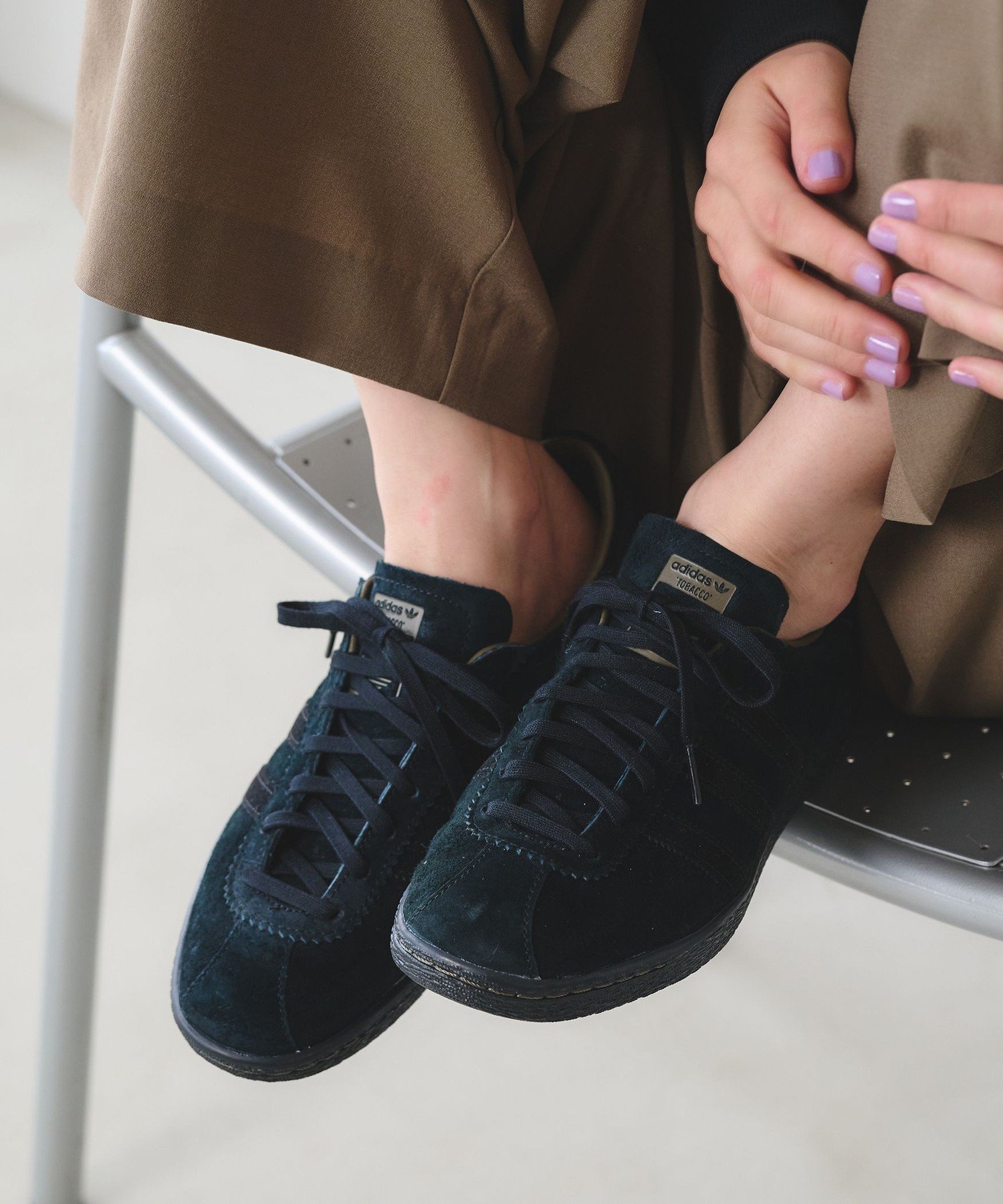 BEAUTY&YOUTH UNITED ARROWS 【別注】＜adidas Originals＞TOBACCO スニーカー ビューティー＆ユース　ユナイテッドアローズ シューズ・靴 スニーカー ブラック【送料無料】