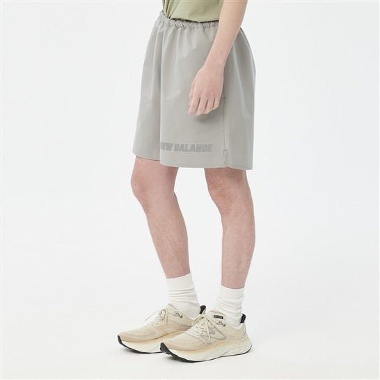 MET24 Training Shorts ニューバランス パンツ その他のパンツ グレー