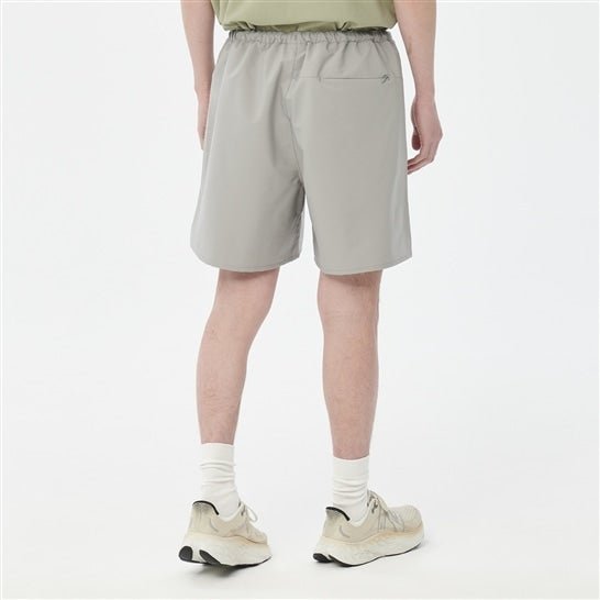MET24 Training Shorts ニューバランス パンツ その他のパンツ グレー