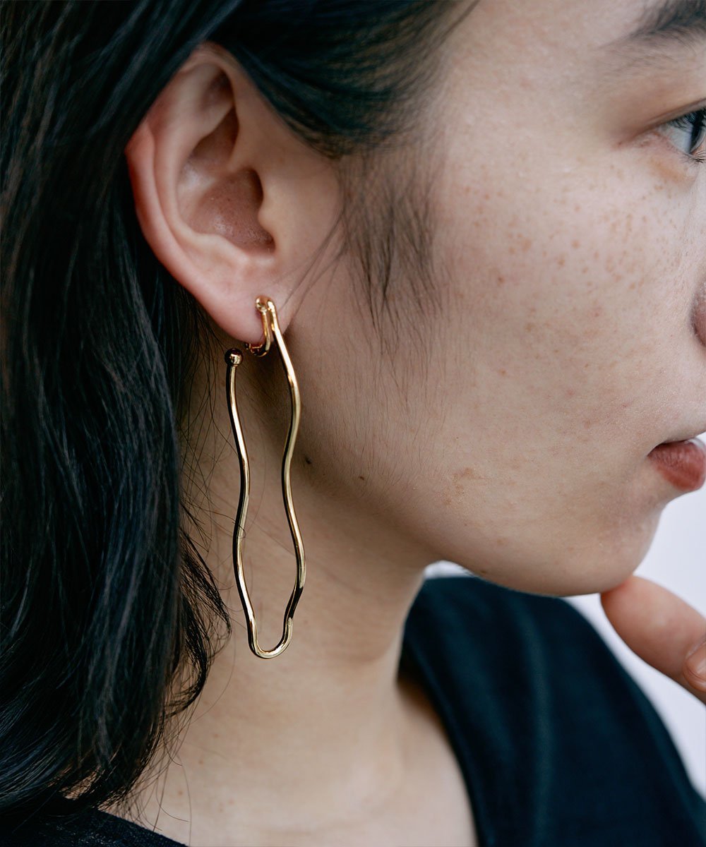 marjour WAVE LINE EARRING マージュール アクセサリー・腕時計 イヤリング・イヤーカフ ゴールド シルバー