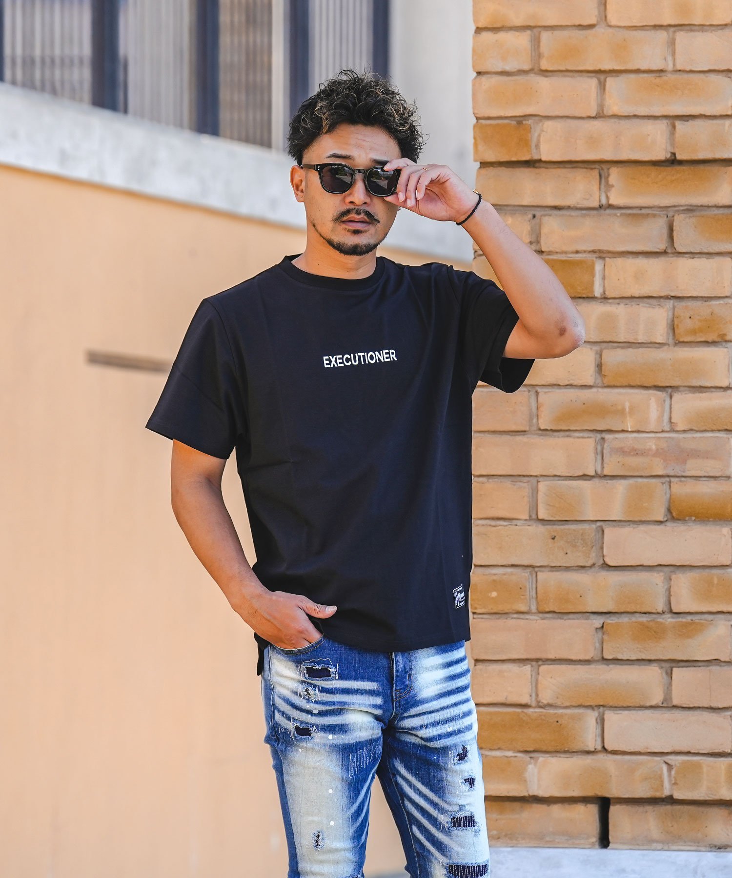 WHIM ROTH W/R R.S Bull TEE アダムスジャグラー トップス カットソー・Tシャツ ブラック ホワイト【送料無料】