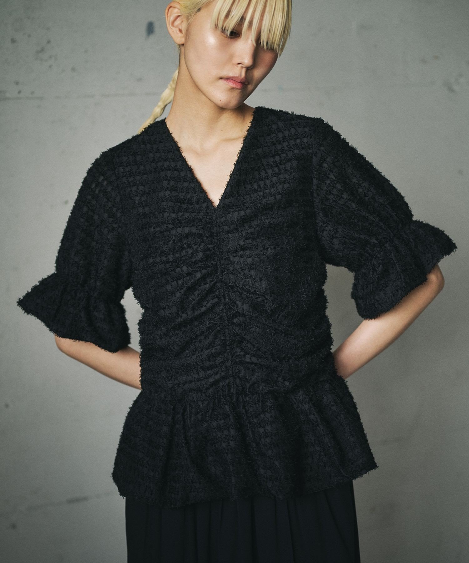 REALM 【一部店舗限定】【REALM(レルム)】PEPLUM TOPS｜トップス ロペ トップス シャツ・ブラウス ホワイト ブラック