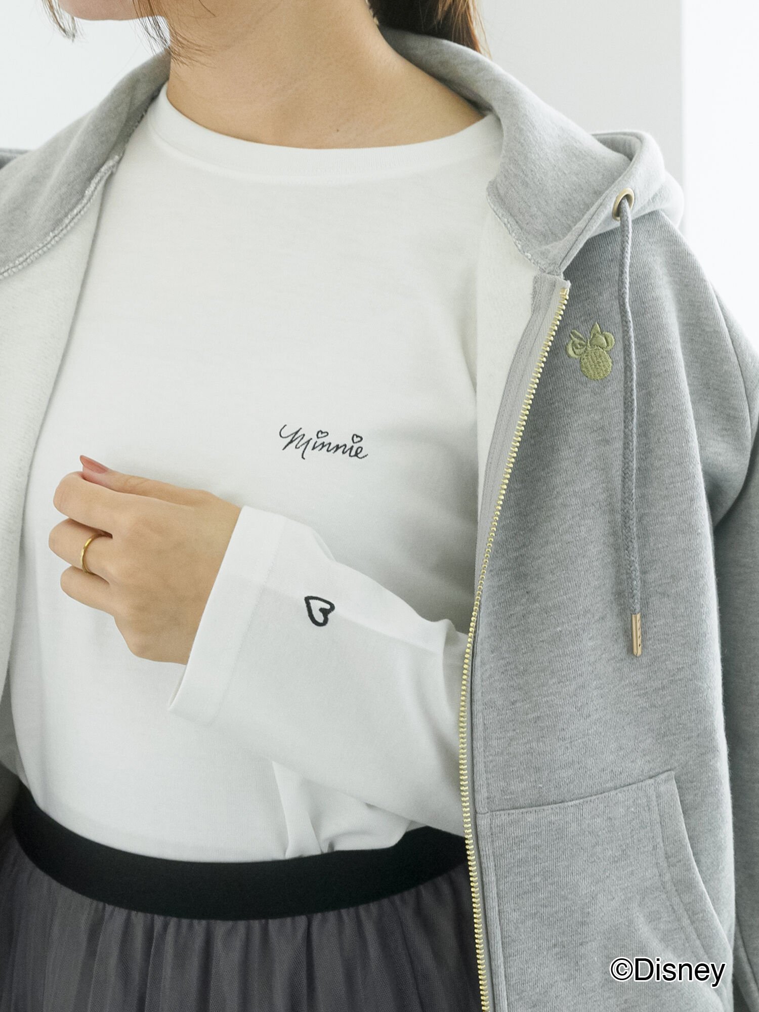 【SALE／50%OFF】Te chichi 【Disney】ミニー/胸&袖口レタード刺繍ロンT テチチ トップス カットソー・Tシャツ ホワイトのサムネイル