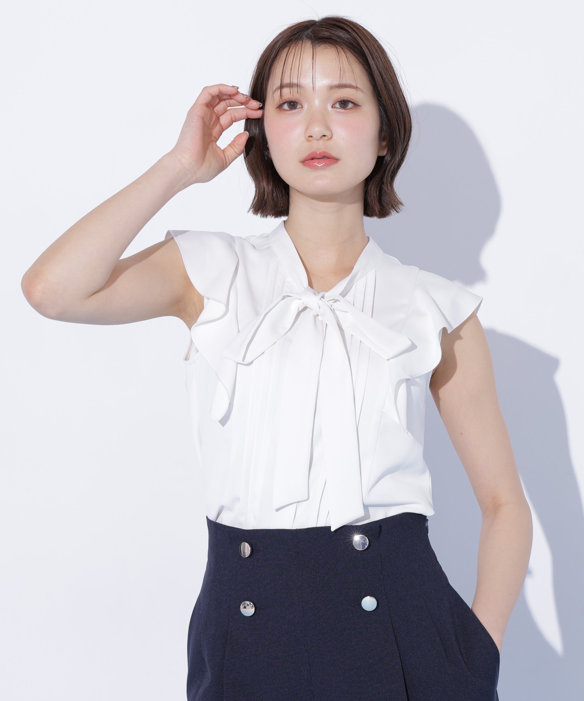 JILL by JILL STUART ピンタックボウタイブラウス ジル バイ ジル スチュアート トップス シャツ・ブラウス ブラック ホワイト ブルー