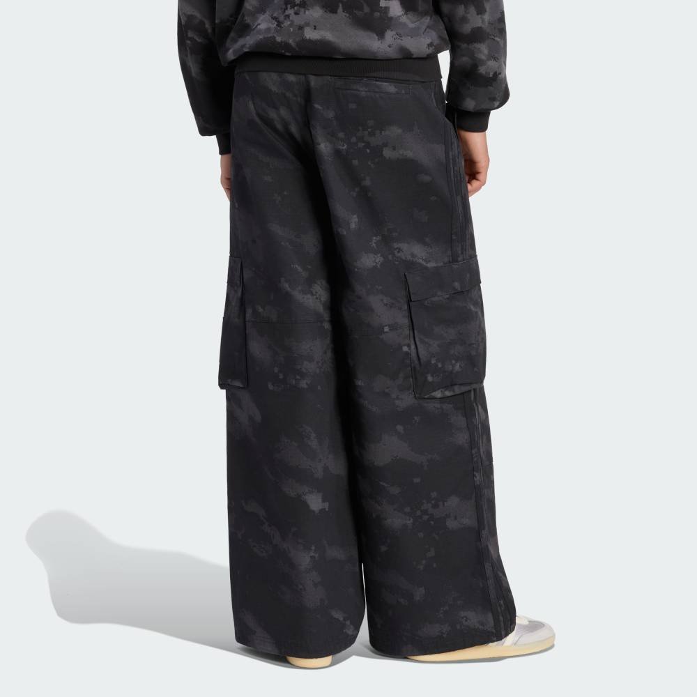 【公式】アディダス adidas 返品可 カモ パンツ アディダス パンツ その他のパンツ ブラック