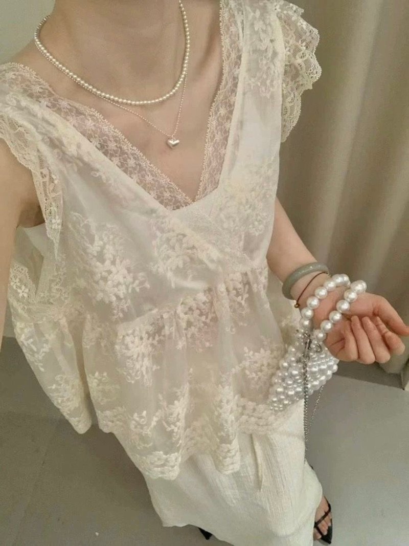 【SALE／10%OFF】LADY LIKE 刺繍レースシアーキャミトップス ディアベル トップス シャツ・ブラウス ホワイト