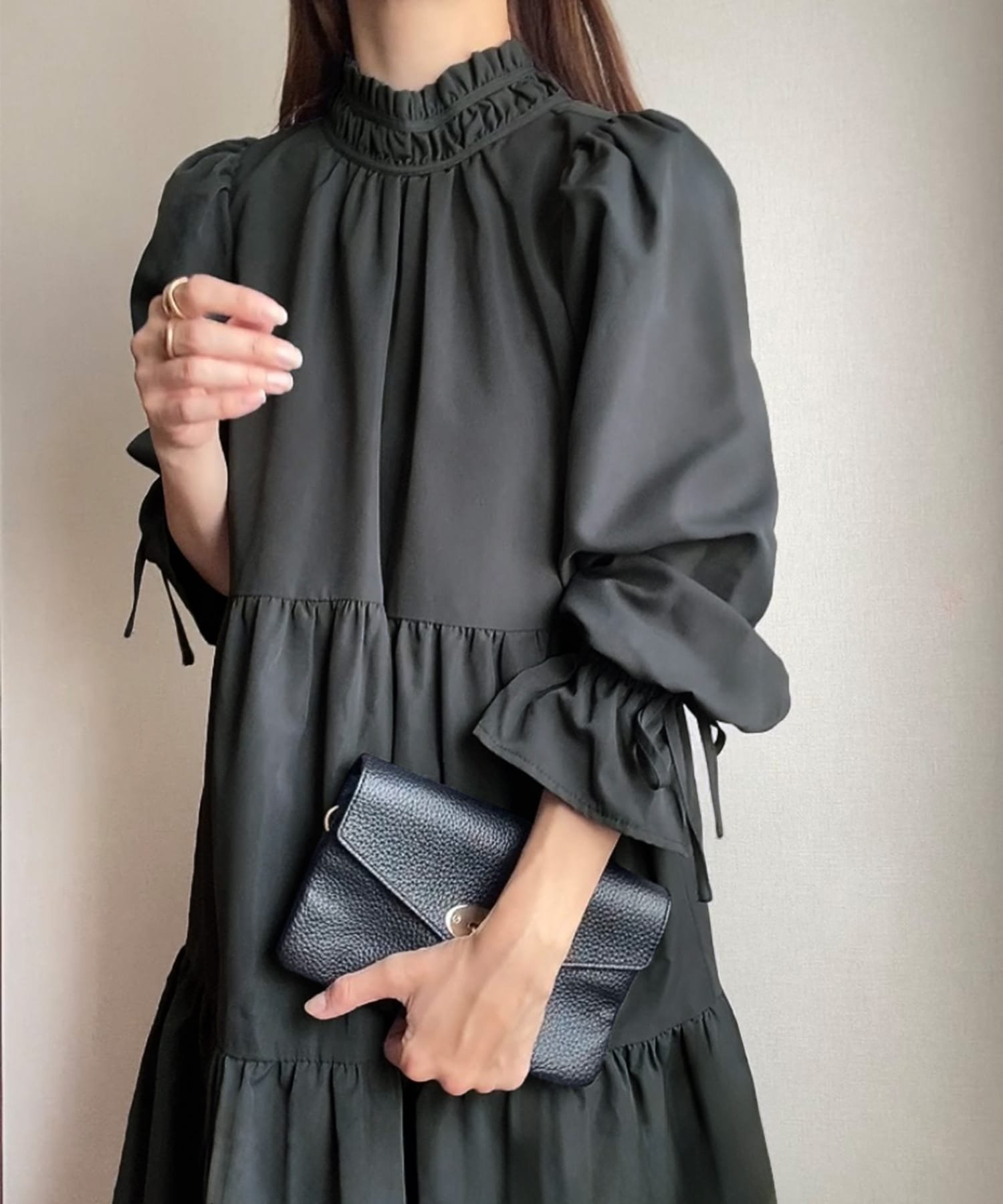 JUNOAH FILLOU フリルカラーワンピース ジュノア ワンピース・ドレス ワンピース ブラック グレー