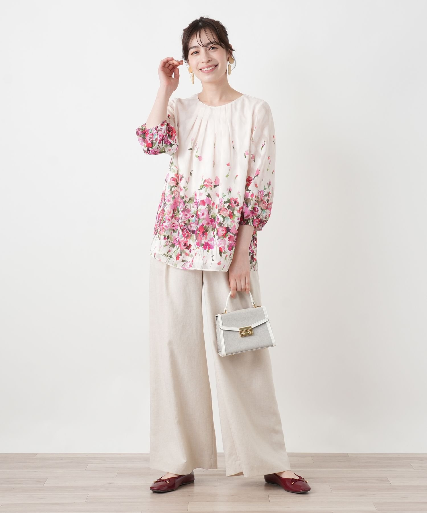 Leilian タックワイドパンツ レリアン パンツ その他のパンツ ベージュ