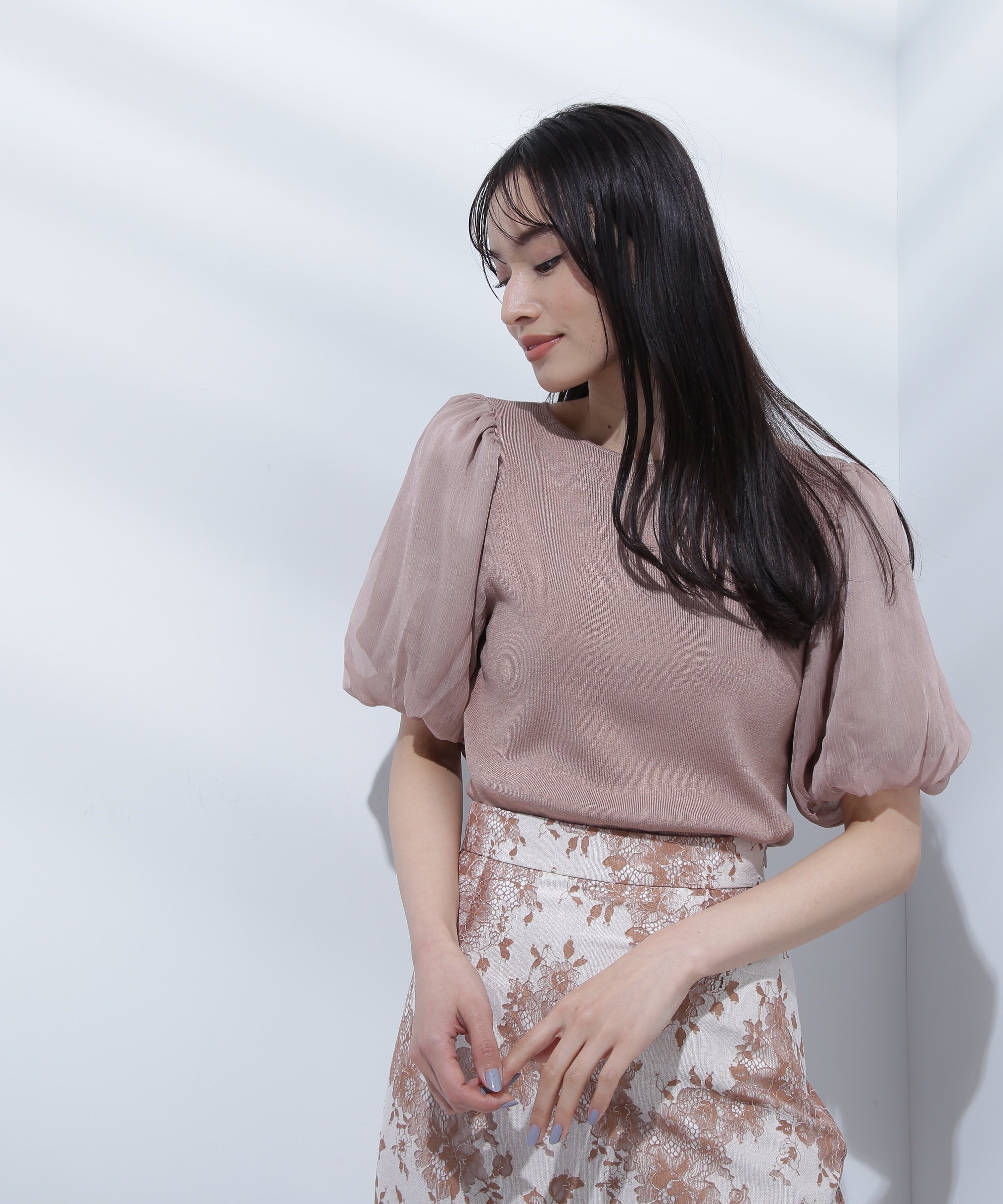 NATURAL BEAUTY BASIC 楊柳バルーンスリーブニット ナチュラルビューティベーシック トップス ニット ブラウン ブラック ホワイト【送料無料】のサムネイル