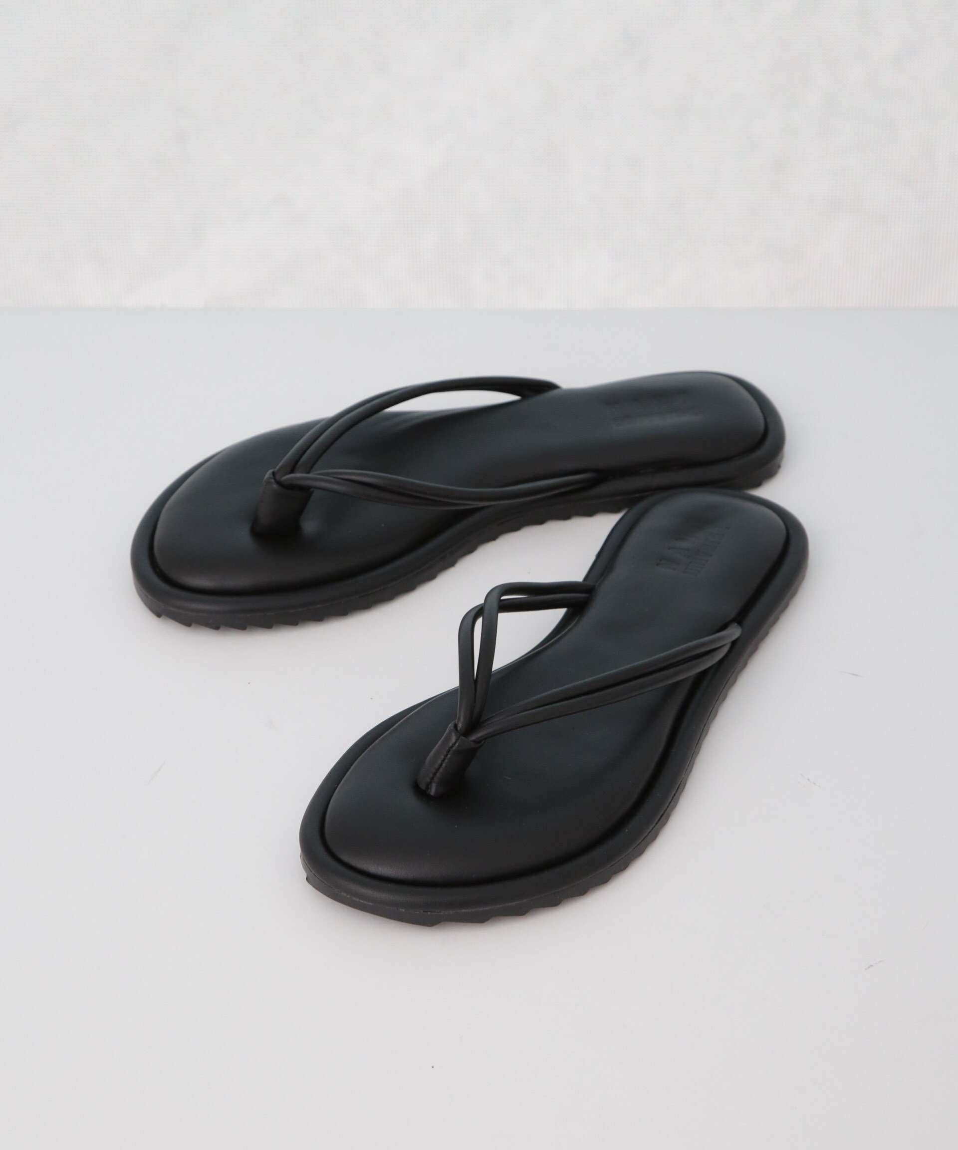 【SALE／65%OFF】NANO universe ソフトフラットトングサンダル ナノユニバース シューズ・靴 サンダル ホワイト ブラック stylife-14537191 Rakuten Fashion サンプル画像3