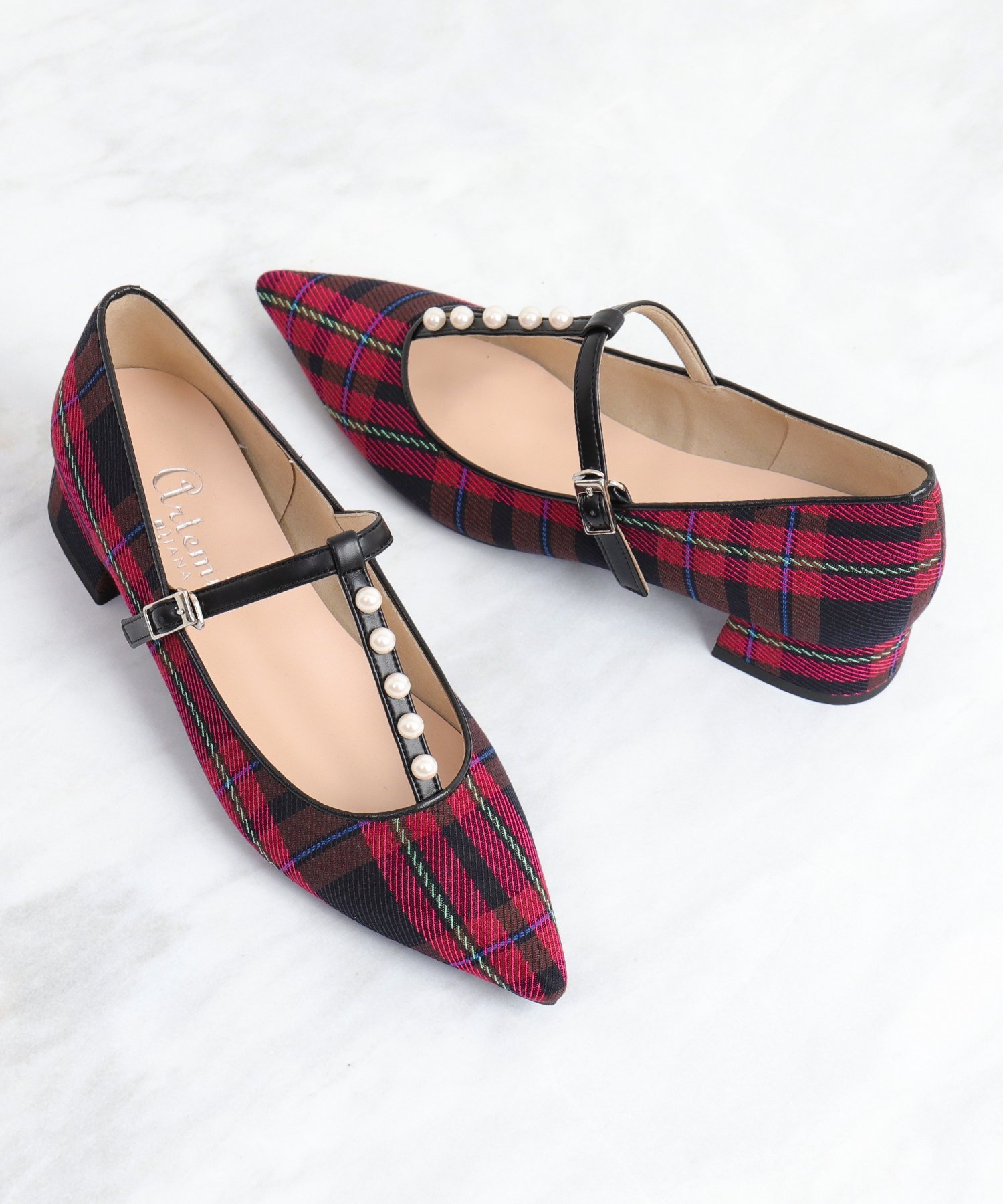 【SALE／40%OFF】artemis by DIANA パールモチーフ Tストラップローヒールパンプス...