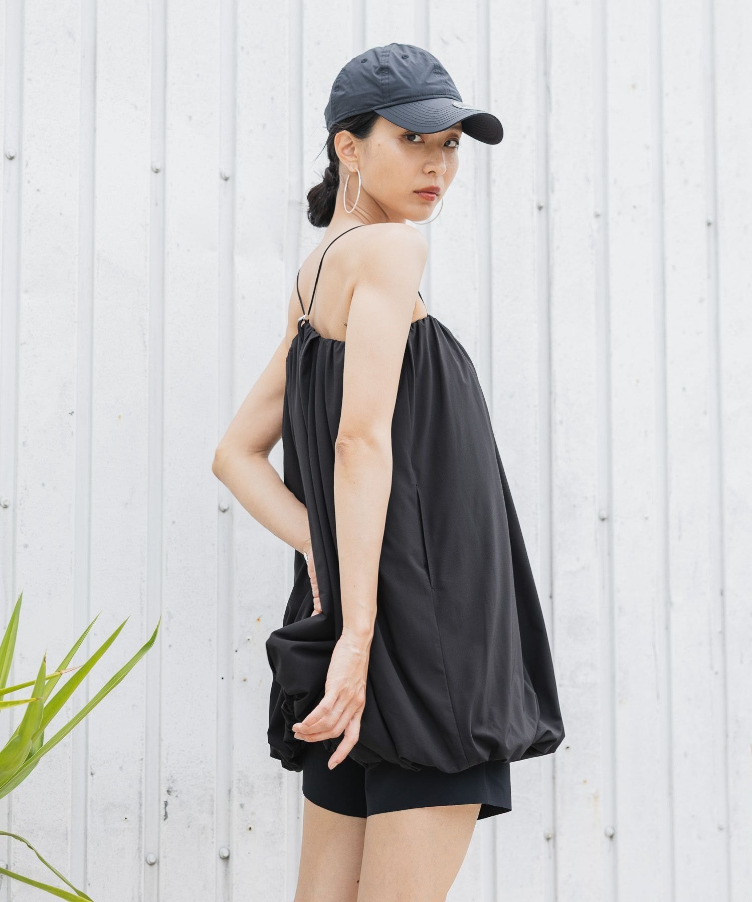 【SALE／28%OFF】HEREIAM 着丈調整可能!【HEREIAM】撥水&軽量&接触冷感&UVカット/撥水Comfyキャミソール ベイフロー トップス カットソー・Tシャツ ブラック ピンク【送料無料】