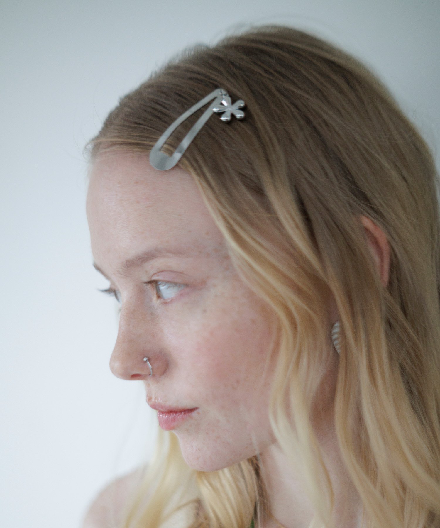 【SALE／50%OFF】SMELLY ステンレスフラワーチャームセットヘアピン スメリー ヘアアクセサリー バレッタ・ヘアクリップ・ヘアピン シルバー