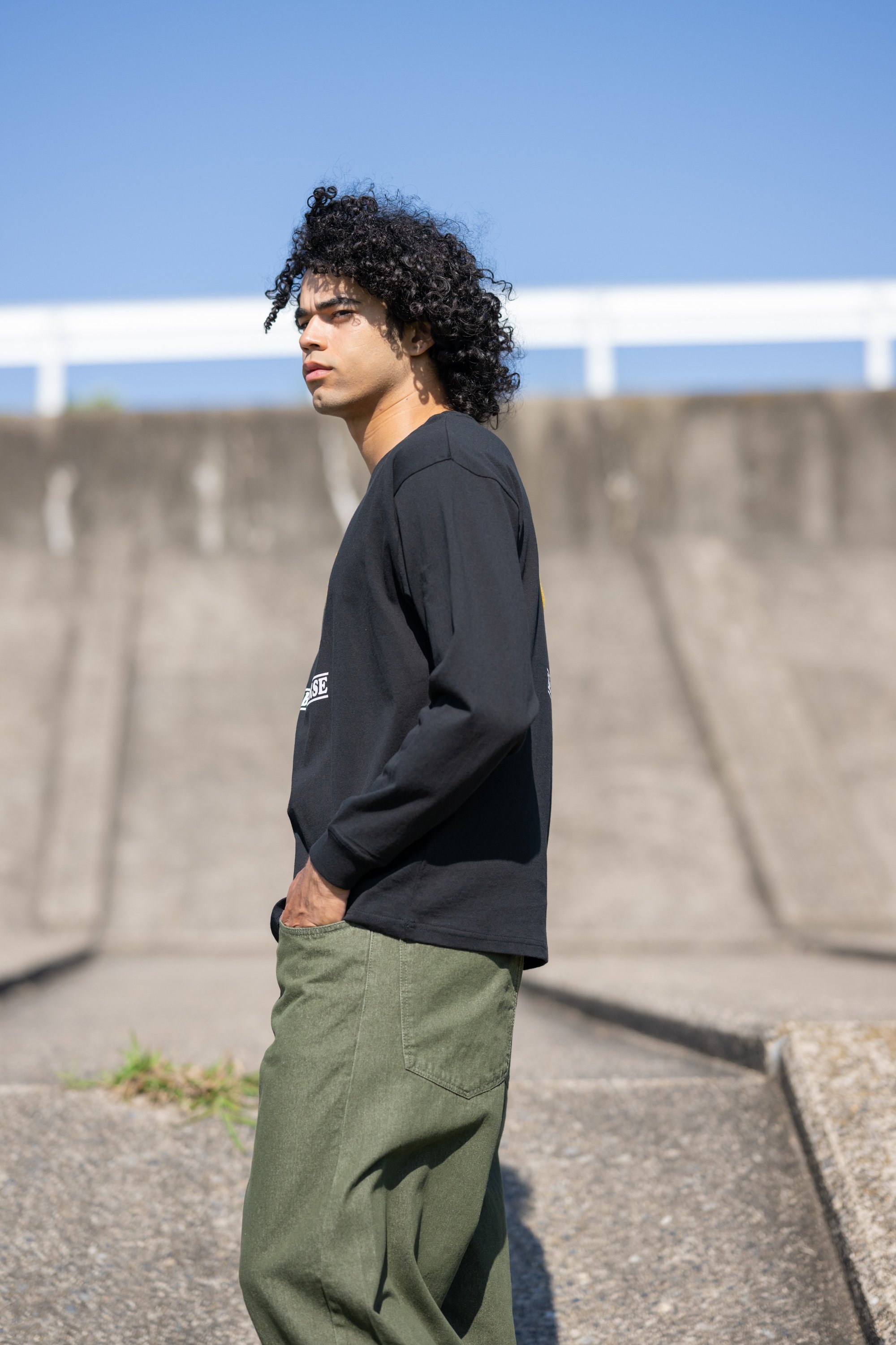 YEVS オジー両面プリント ロンT メンズ 綿100% オーバーサイズ MOJASH イーブス トップス カットソー・Tシャツ ブラック ホワイト