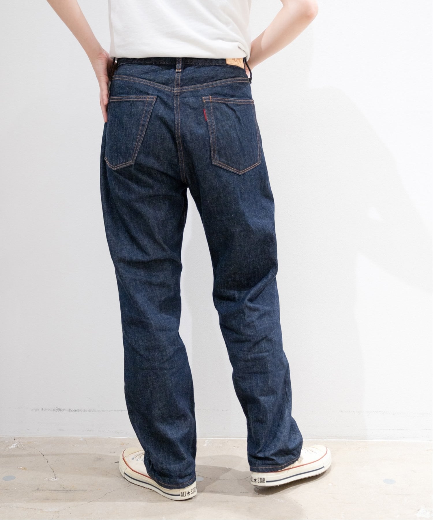 RNA R4056 ベーシックストレートデニム アールエヌエー パンツ ジーンズ・デニムパンツ ネイビー