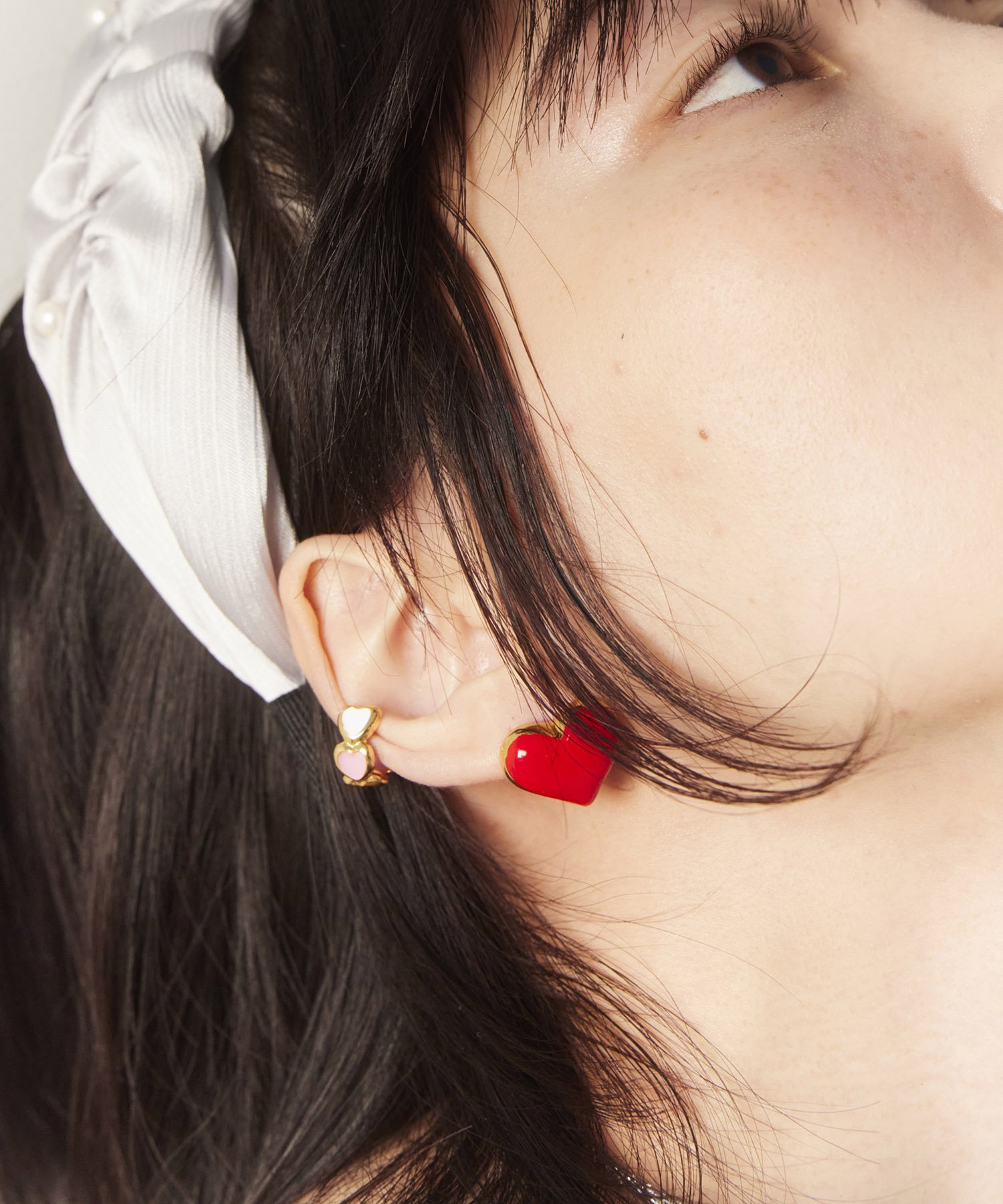 【SALE／55%OFF】Casselini Casselini(キャセリーニ)ハートピアス キャセリーニ アクセサリー・腕時計 ピアス レッド ブラック