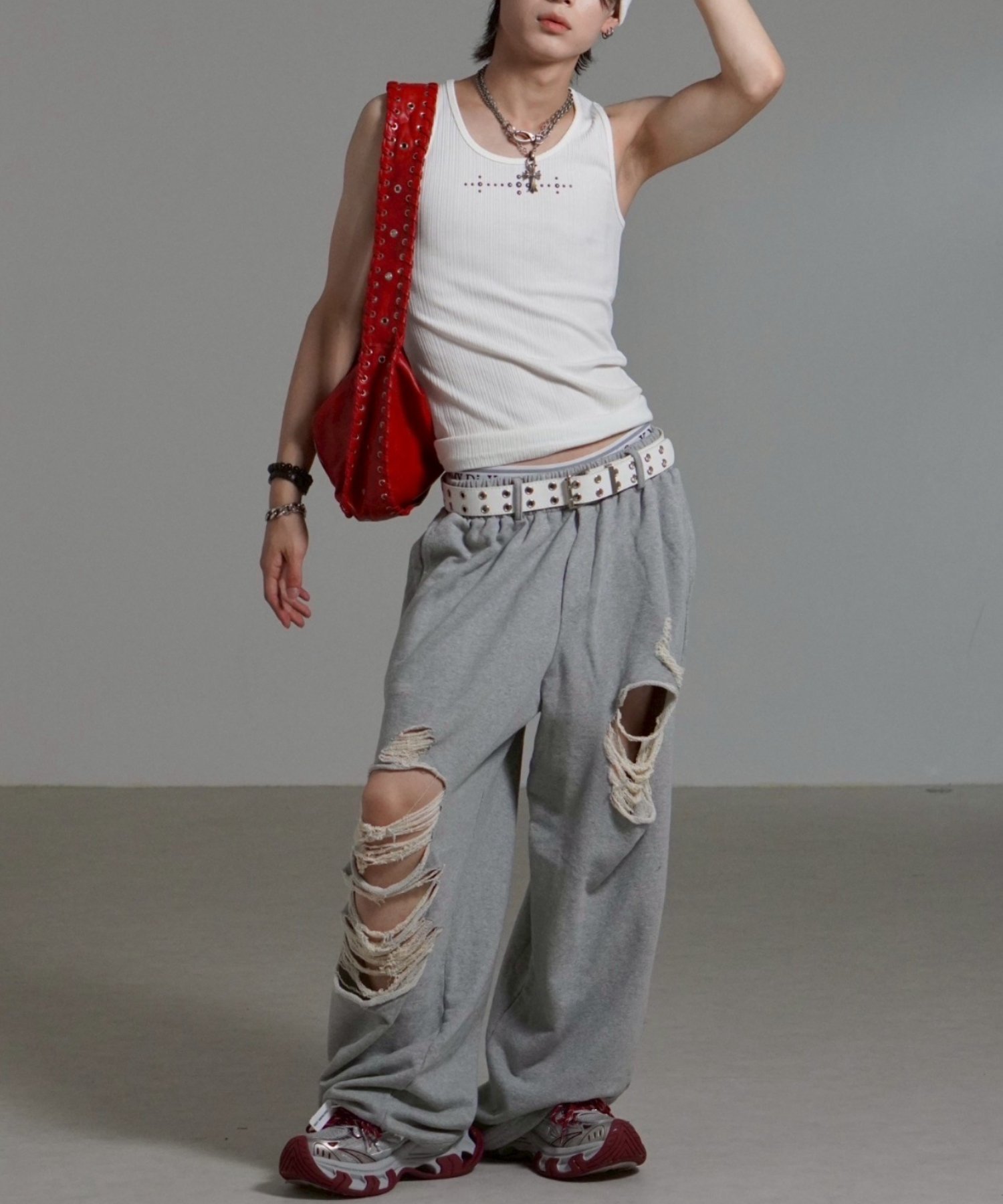 + 【Chikashitsu +】full length crash sweat pants / チカプラ スウェットパンツ ネバーマインドザエックスユー／チカシツプラス パンツ ジャージ・スウェットパンツ グレー ブラック
