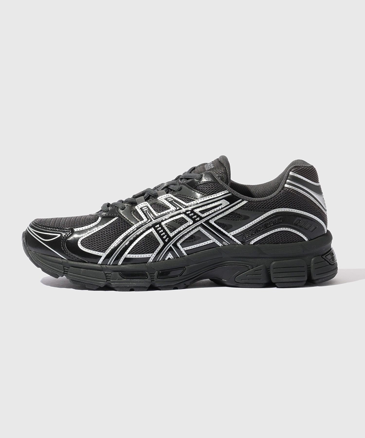 ADAM ET ROPE' HOMME ASICS GEL-STRATUS MC 1203B049 アダムエロペ シューズ・靴 その他のシューズ・靴 ホワイト ブラック【送料無料】