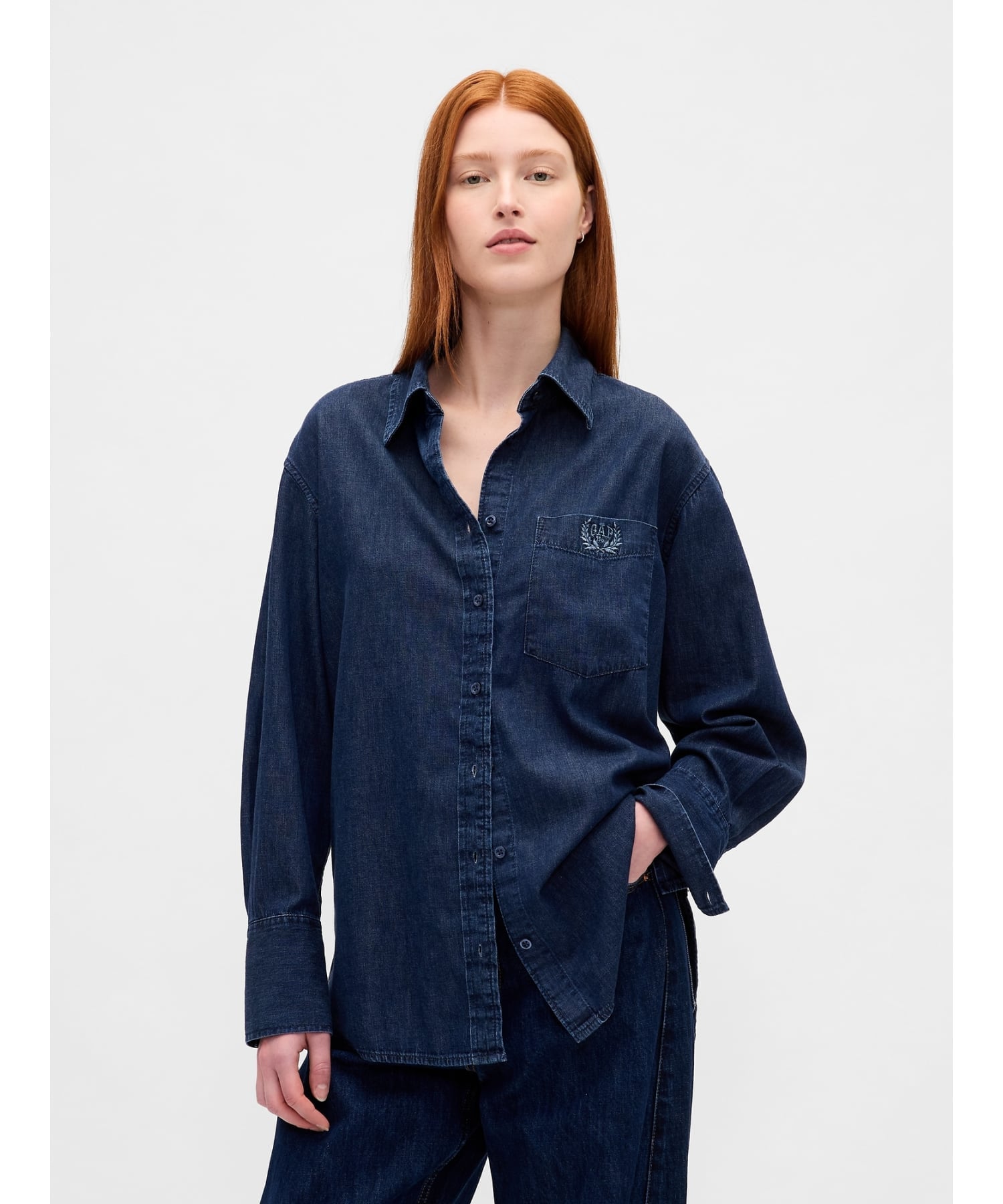【SALE／30%OFF】GAP (W)ウルトラソフトデニム ビッグシャツ ギャップ トップス シャツ・ブラウス ネイ..