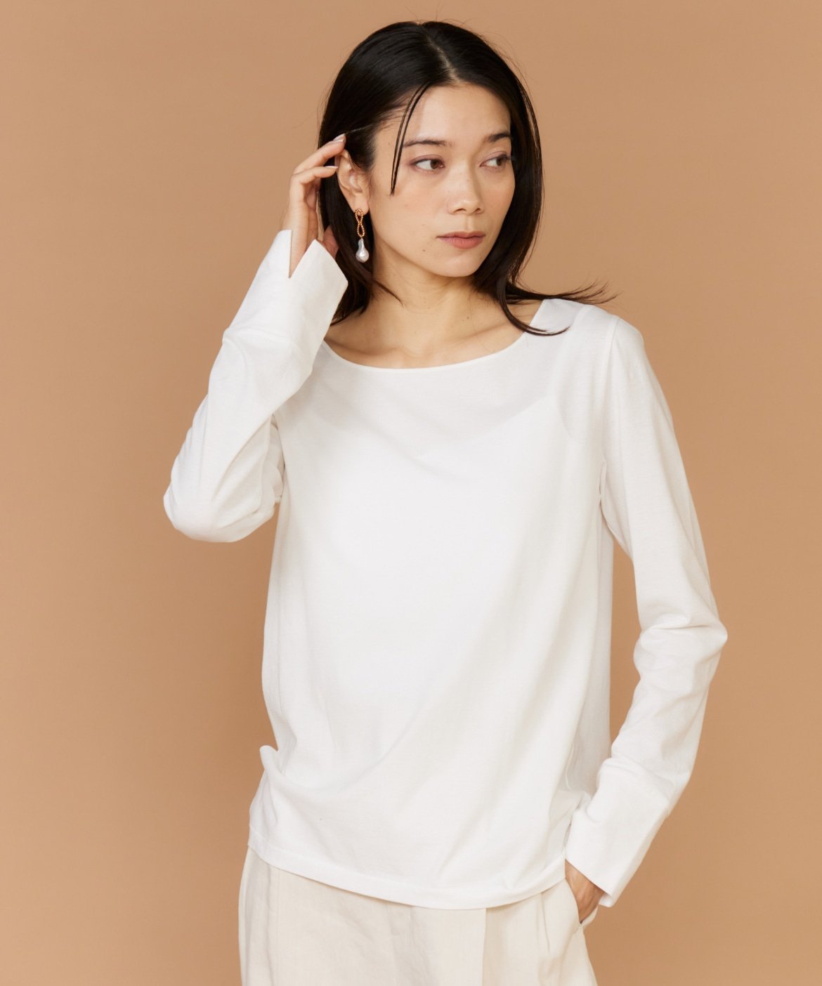 INED 《大きいサイズ》スクエアネックプルオーバーカットソー イネド トップス カットソー・Tシャツ ホワイト ベージュ