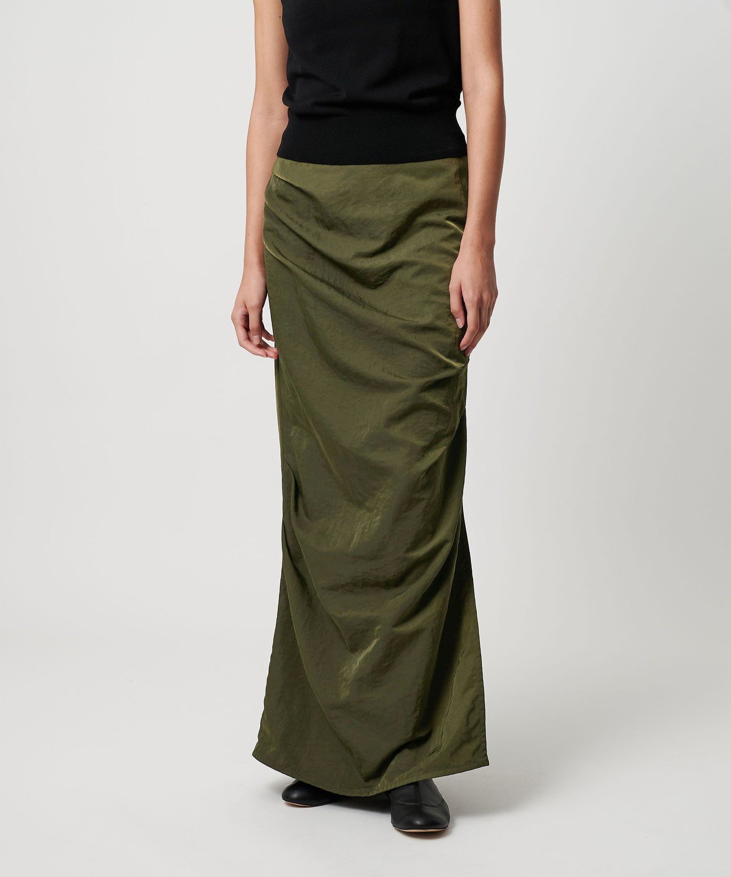 ATTISESSION ＜ATTISESSION＞ナイロン ドレープ ロング スカート ビューティー＆ユース　ユナイテッド..