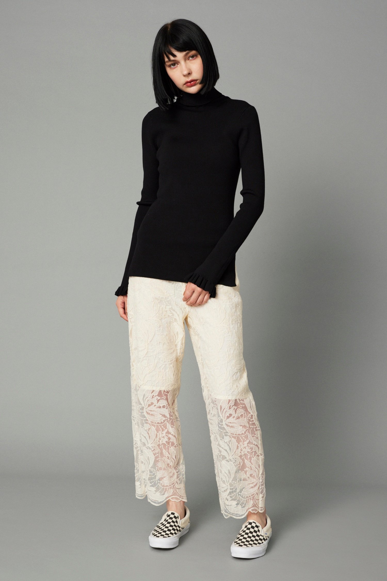 HeRIN.CYE Lace pants ヘリンドットサイ パンツ その他のパンツ ホワイト ブラック