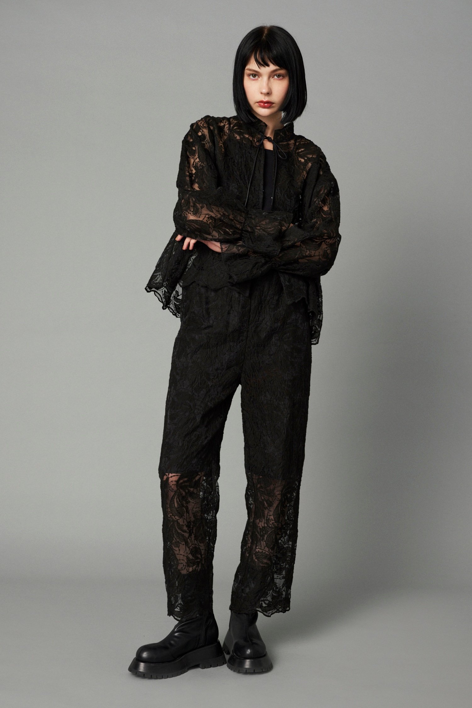 HeRIN.CYE Lace pants ヘリンドットサイ パンツ その他のパンツ ホワイト ブラック