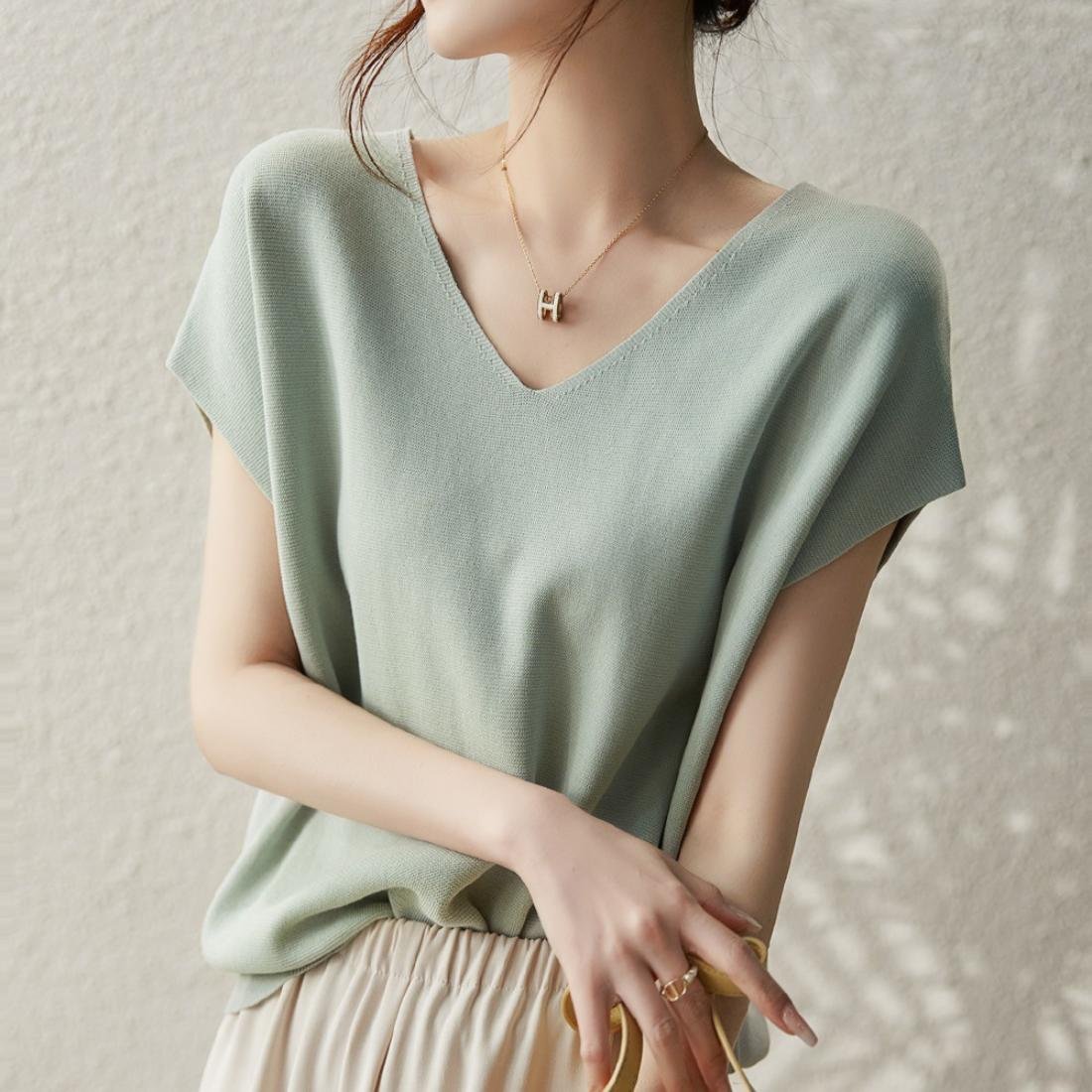 maison de LATIR 《7色展開》イージーケア上品見えVネックフレンチスリーブ夏服半袖サマーニット メゾンドラティール トップス ニット ブルー ネイビー グリーン ブラック ホワイト パープル