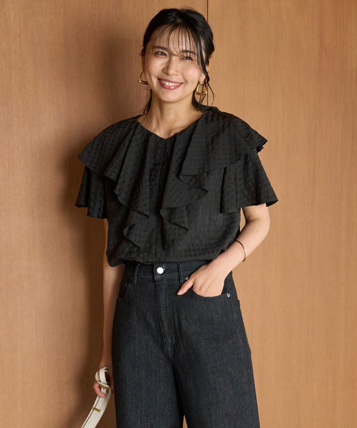 UNFILO 【洗える/接触冷感】ライトシアー ラッフルブラウス アンフィーロ トップス シャツ・ブラウス グリーン ネイビー【送料無料】のサムネイル