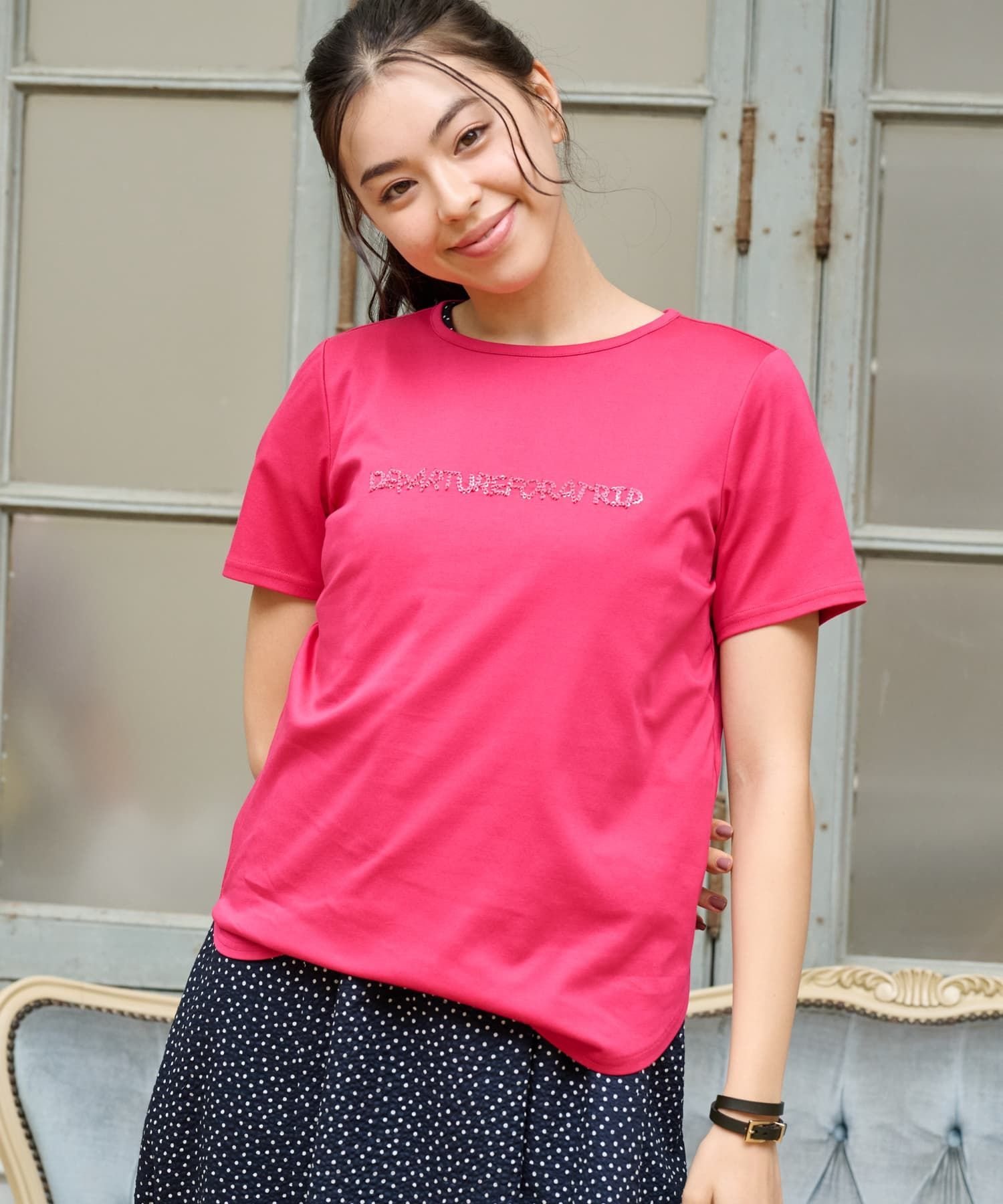CARA O CRUZ 【接触冷感】刺繍&スパンコールのロゴTシャツ キャラ・オ・クルス トップス カットソー・Tシャツ レッド イエロー