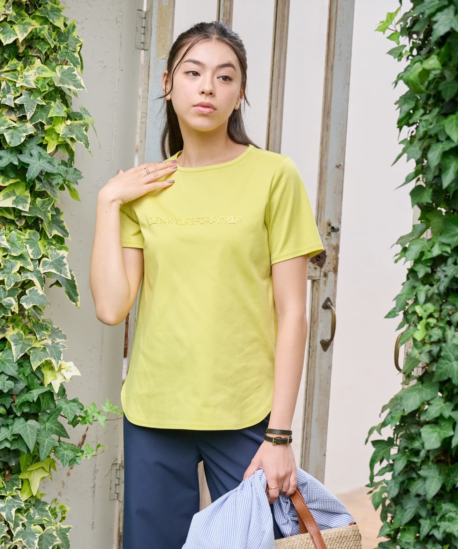 CARA O CRUZ 【接触冷感】刺繍&スパンコールのロゴTシャツ キャラ・オ・クルス トップス カットソー・Tシャツ レッド イエロー