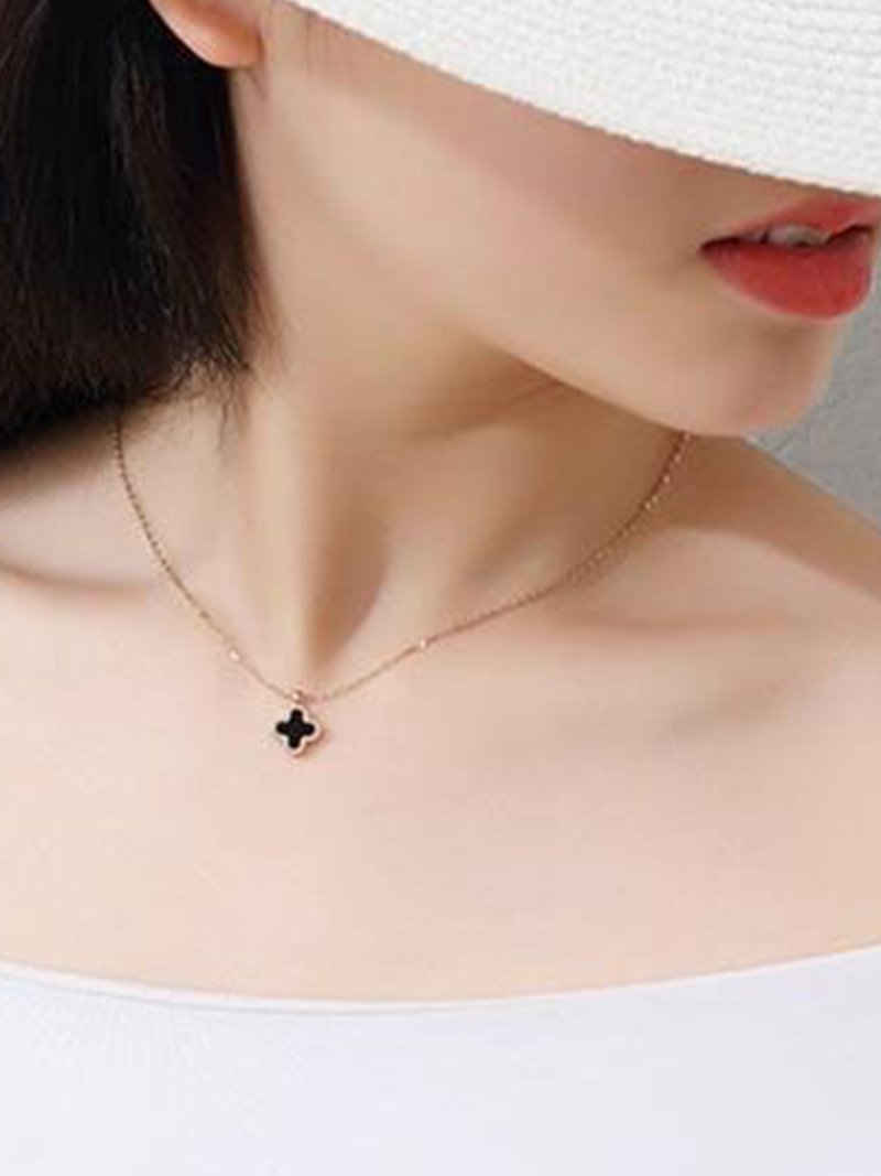 四つ葉リバーシブルネックレス スレンダー アクセサリー・腕時計 ネックレス グリーン