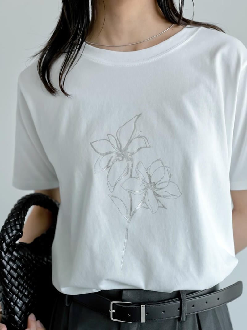 Re:EDIT ドローイングフラワーTシャツ リエディ トップス カットソー・Tシャツ ホワイト stylife-15052020 Rakuten Fashion サンプル画像3