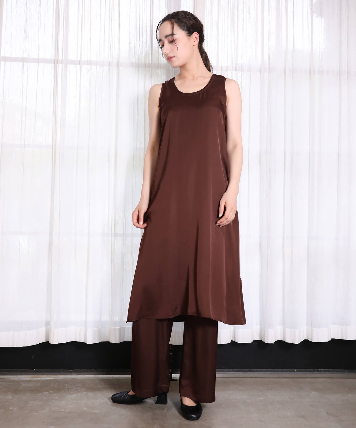【SALE／20%OFF】DECADE CLASSIC 【DECADE CLASSIC】シンプル ノースリーブワンピース ディケイドクラシック ワンピース・ドレス ワンピース ブラック ブラウン【送料無料】