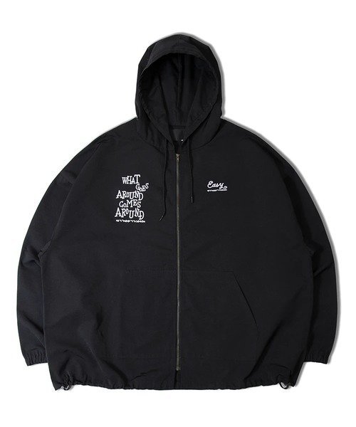 JACKROSE（ジャックローズ）JE-LOGO ZIP JKT(MENS)JACKROSE（ジャックローズ）からロゴZIPフードジャケットが登場！右胸にWHAT GOES AROUND COMES AROUND「自分がしたことは最終的に自分に帰ってくる」のメッセージロゴを刺繍で表現。今季注目のワークテイストのストリートスタイルやアメカジミックススタイル等、幅広くコーディネートが楽しめるシンプルデザインのZIPフードパーカー。カラーはブラックと迷彩柄（ツリーカモ）の2色展開。ユニセックスでおすすめです。＊注意事項撮影画像の商品はサンプルを使用しております。実際の商品と仕様が一部異なる場合がございます。型番：502445126002-012-03 PH5259【採寸】サイズバスト着丈袖丈肩幅M72.5725470.5L75755573商品のサイズについて【商品詳細】素材：ナイロンサイズ：M、L※画面上と実物では多少色具合が異なって見える場合もございます。ご了承ください。商品のカラーについてJACKROSE（ジャックローズ）JE-LOGO ZIP JKT(MENS)JACKROSE（ジャックローズ）からロゴZIPフードジャケットが登場！右胸にWHAT GOES AROUND COMES AROUND「自分がしたことは最終的に自分に帰ってくる」のメッセージロゴを刺繍で表現。今季注目のワークテイストのストリートスタイルやアメカジミックススタイル等、幅広くコーディネートが楽しめるシンプルデザインのZIPフードパーカー。カラーはブラックと迷彩柄（ツリーカモ）の2色展開。ユニセックスでおすすめです。＊注意事項撮影画像の商品はサンプルを使用しております。実際の商品と仕様が一部異なる場合がございます。型番：502445126002-012-03 PH5259【採寸】サイズバスト着丈袖丈肩幅M72.5725470.5L75755573商品のサイズについて【商品詳細】素材：ナイロンサイズ：M、L※画面上と実物では多少色具合が異なって見える場合もございます。ご了承ください。商品のカラーについて