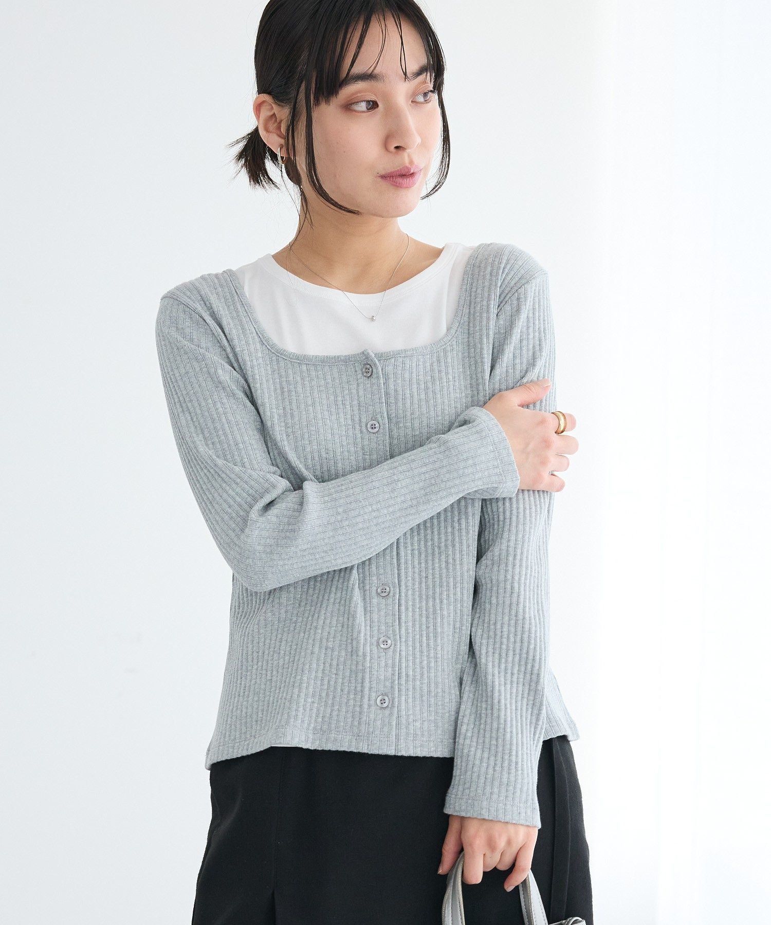 【SALE／60%OFF】CRAFT STANDARD BOUTIQUE 2点セット / スクープネックカーディガン+タンクトップ クラフトスタンダードブティック トップス カットソー・Tシャツ グレー ホワイト stylife-15564350 Rakuten Fashion サンプル画像3