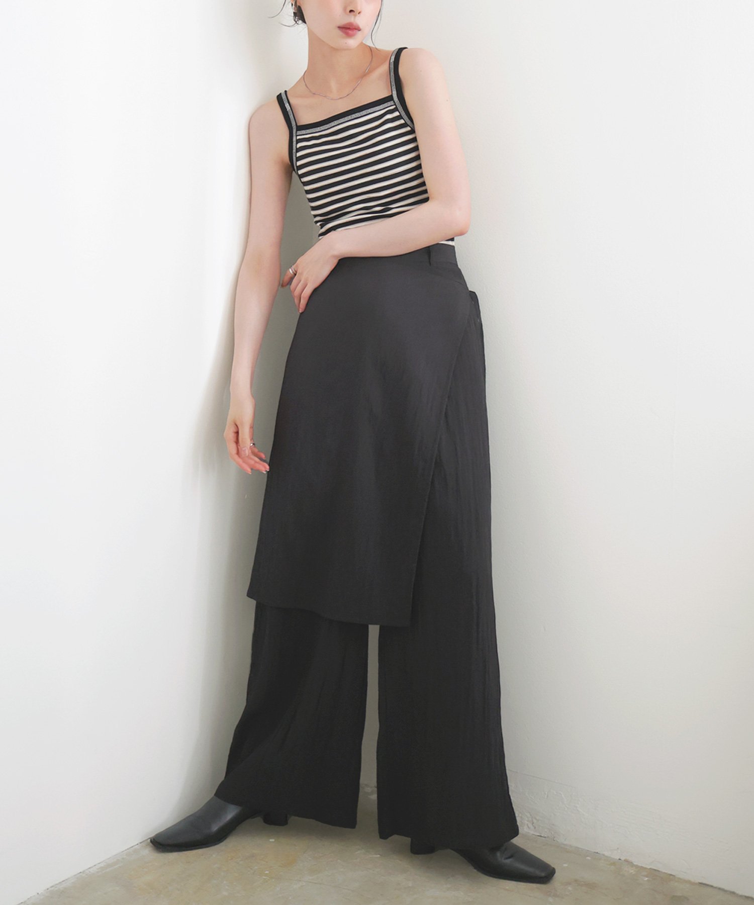 LIAN ラップスカート付きパンツ リアン パンツ その他のパンツ ブラウン ブラック ベージュ【送料無料】のサムネイル