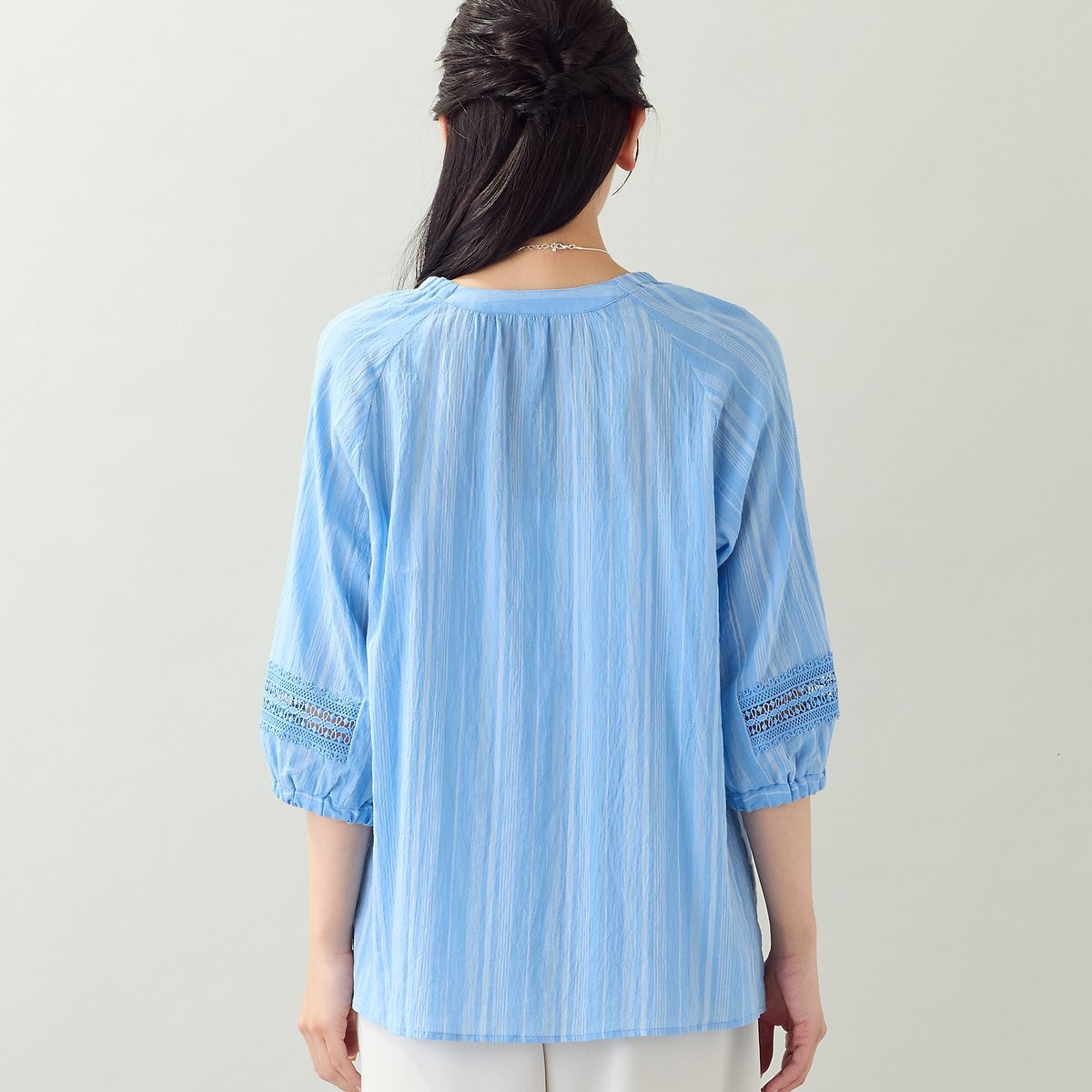 missel 【EC&一部店舗限定・洗える・3Lサイズあり】シャーリングストライプブラウス ミゼール トップス シャツ・ブラウス ブルー