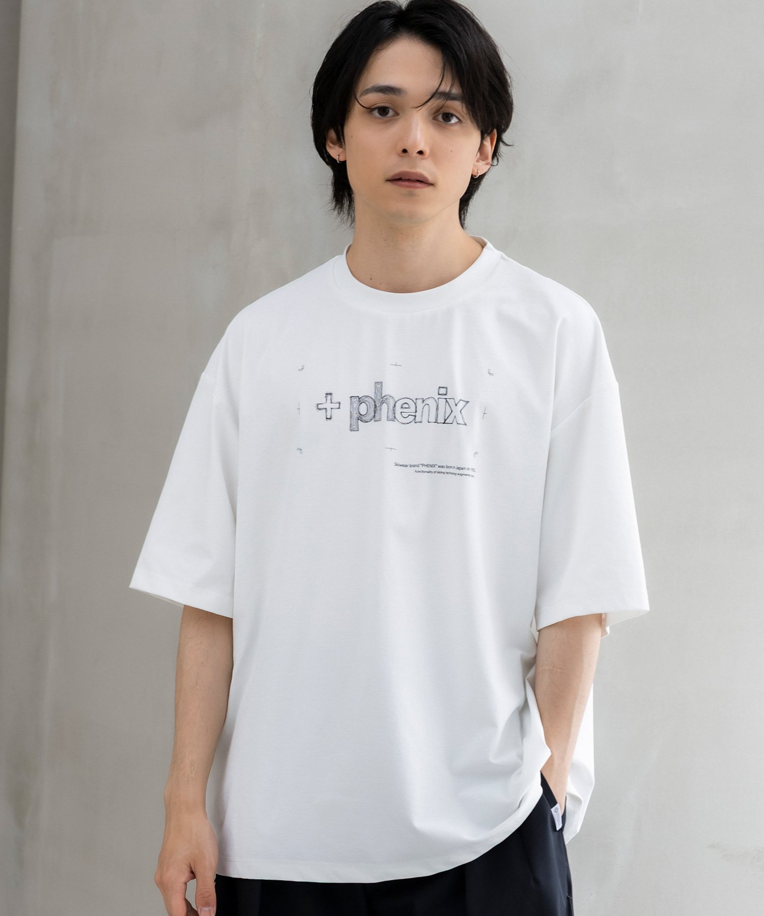 +phenix +phenix Outlast(R) ハンドドローン グラフィック ショートスリーブTシャツ シフォン トップス カットソー・Tシャツ ブラック グレー ホワイト