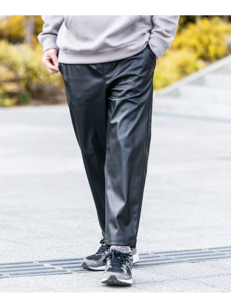 【SALE／70%OFF】URBAN RESEARCH ITEMS ヴィーガンレザー イージーパンツ アーバンリサーチアイテムズ パンツ その他のパンツ ホワイト グレー ブラック