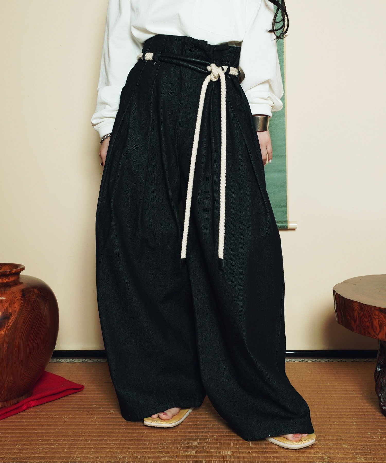 Aphlotus アプロタス ワイド バギーパンツ アプロタス パンツ ジーンズ・デニムパンツ ブルー ブラック カーキグリーン ホワイト【送料無料】