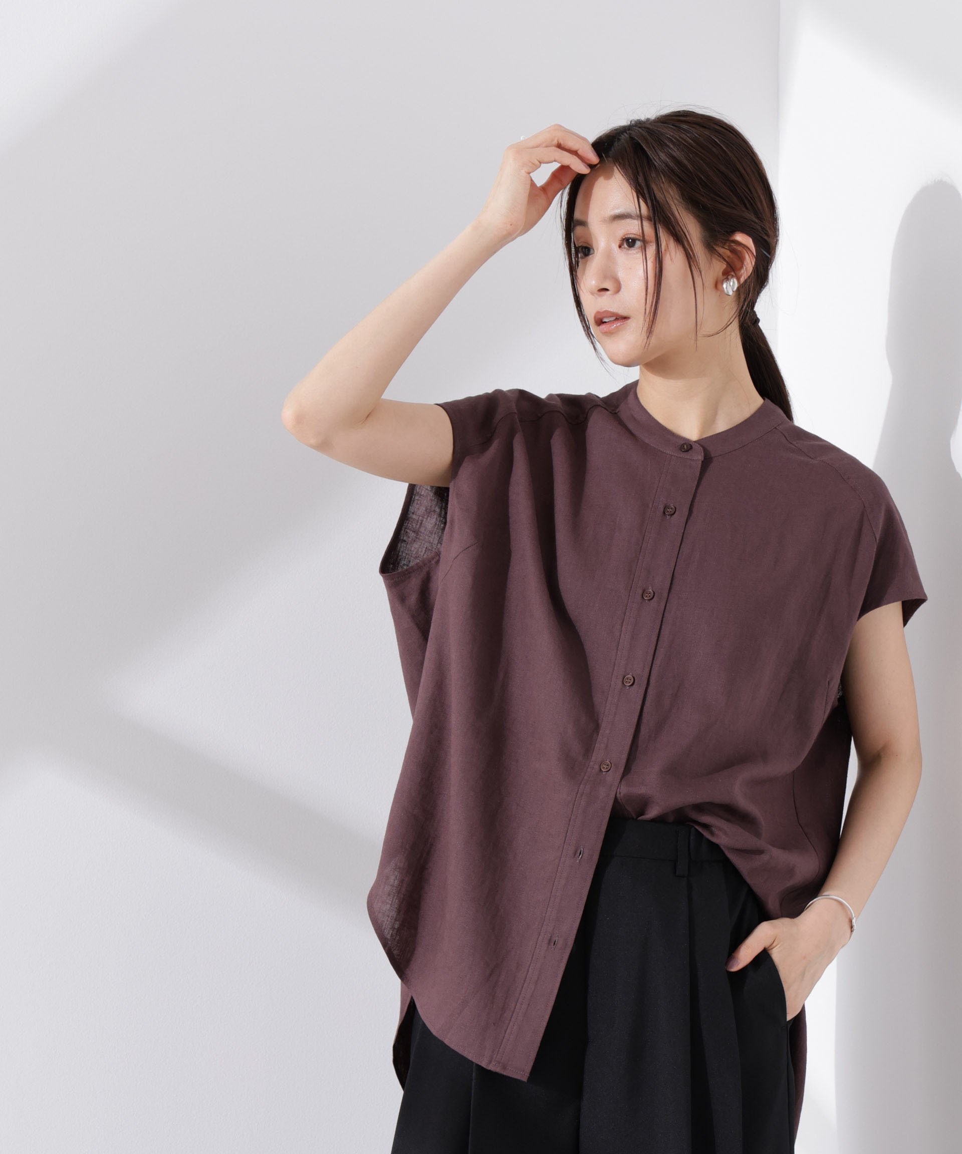 【SALE／50%OFF】NANO universe Anti Smell Linen フレンチスリーブシャツ ナノユニバース トップス シャツ・ブラウス ホワイト グレー ブラウン stylife-15073960 Rakuten Fashion サンプル画像3