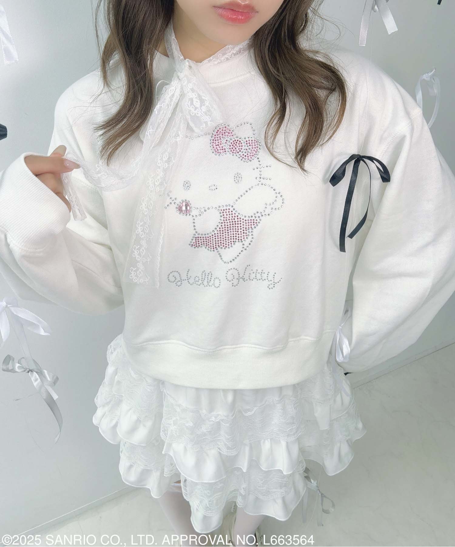 AS KNOW AS plus ♪キラキラ Sanrio characters ショート丈プルオーバー 【Sanrio/サンリオ】 アズノゥアズプラス トップス スウェット・トレーナー ブラック ネイビー