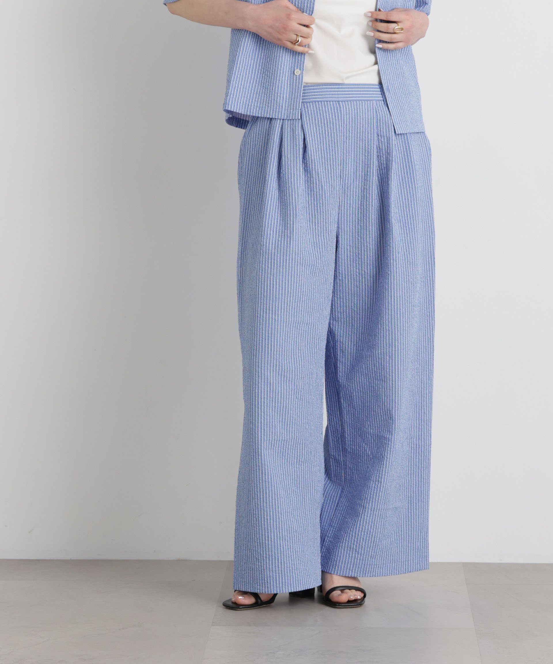 【SALE／40%OFF】NANO universe THOUSAND MILE/SEERSUCKER STRIPE WIDE PANTS(セットアップ可) ナノユニバース パンツ その他のパンツ ブルー【送料無料】 stylife-15669800 Rakuten Fashion サンプル画像2