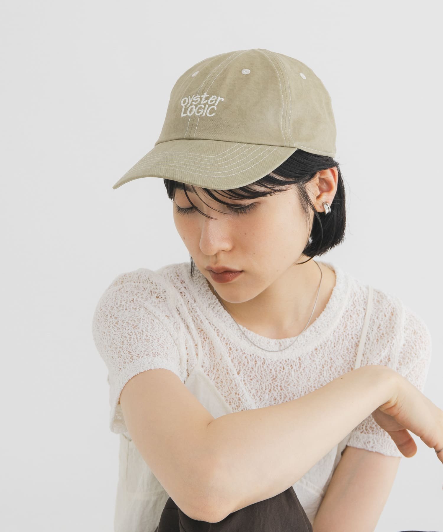 【SALE／50%OFF】KBF ハンドドローライクエンブロイダリーCAP ケービーエフ 帽子 キャップ ブラック ベージュ
