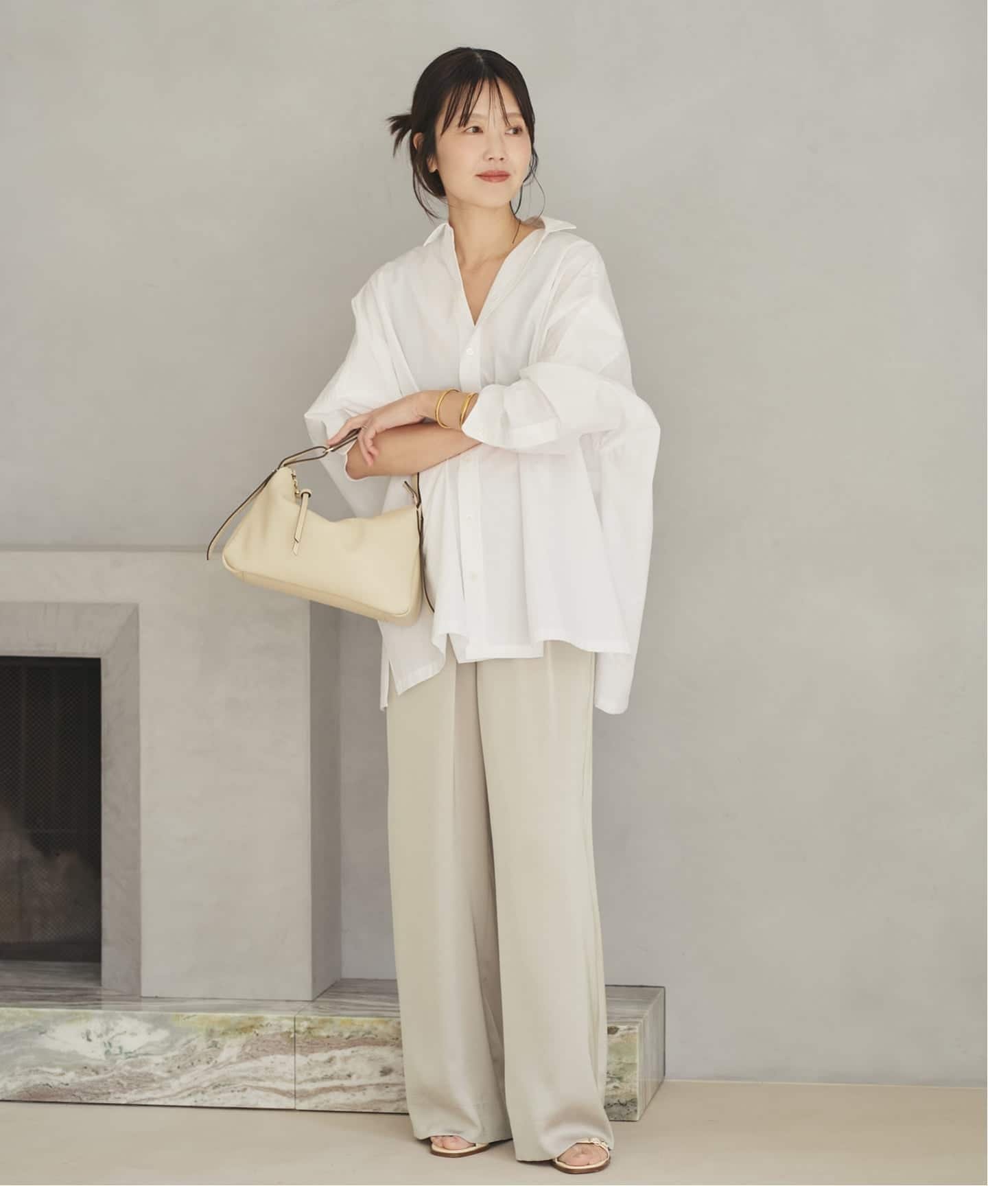 plage 《追加》dull satin relax パンツ プラージュ パンツ その他のパンツ ブラウン グレー