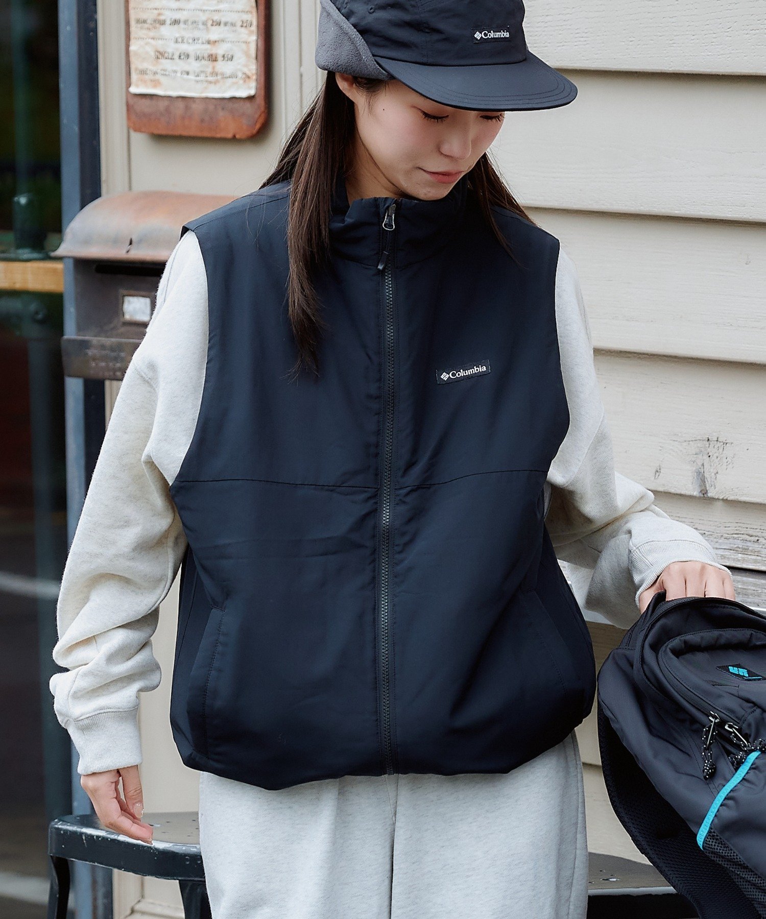 【SALE／50%OFF】CIAOPANIC TYPY 【Columbia/コロンビア】インサレーションベスト チャオパニックティピー トップス ベスト・ジレ ブラウン ブラック【送料無料】