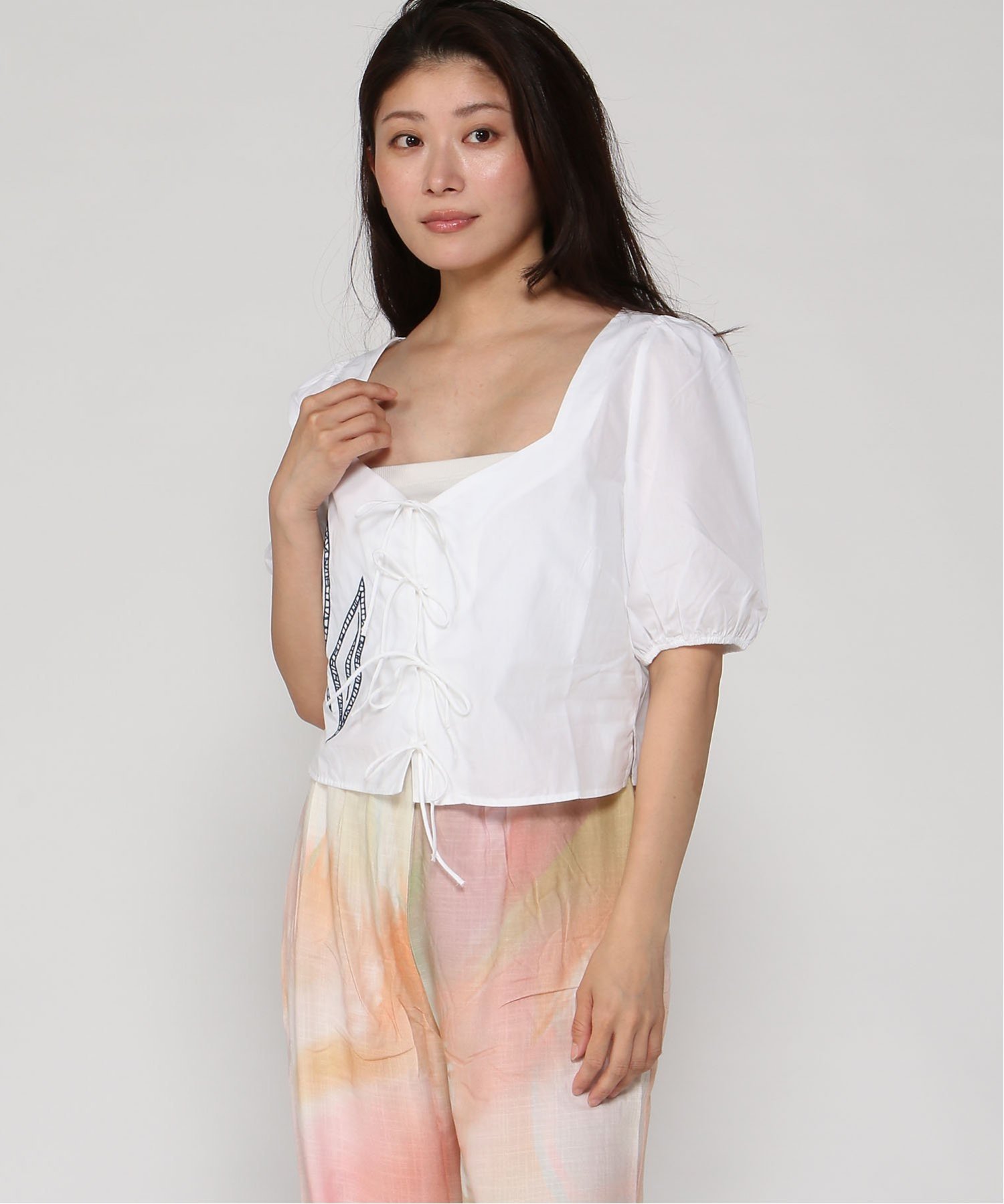【SALE／50%OFF】Desigual リーフクロップドブラウス デシグアル トップス シャツ・ブラウス ホワイト【送料無料】