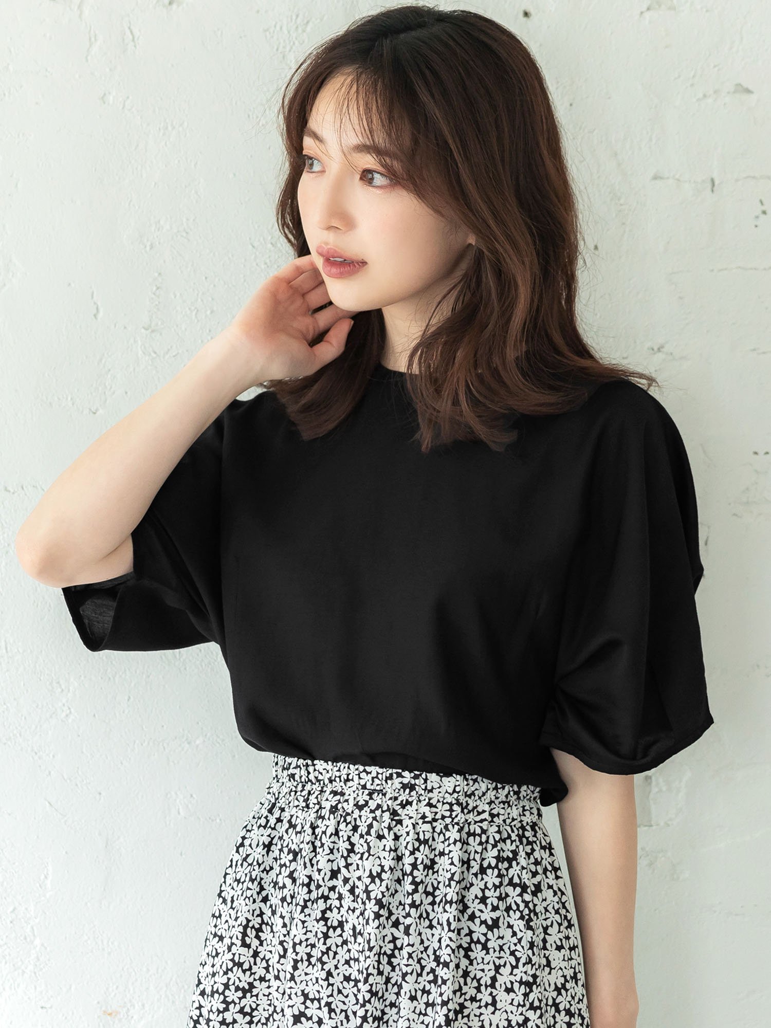 coca 光沢シアーブラウス コカ トップス シャツ・ブラウス ブラック ホワイト オレンジ ブルーのサムネイル